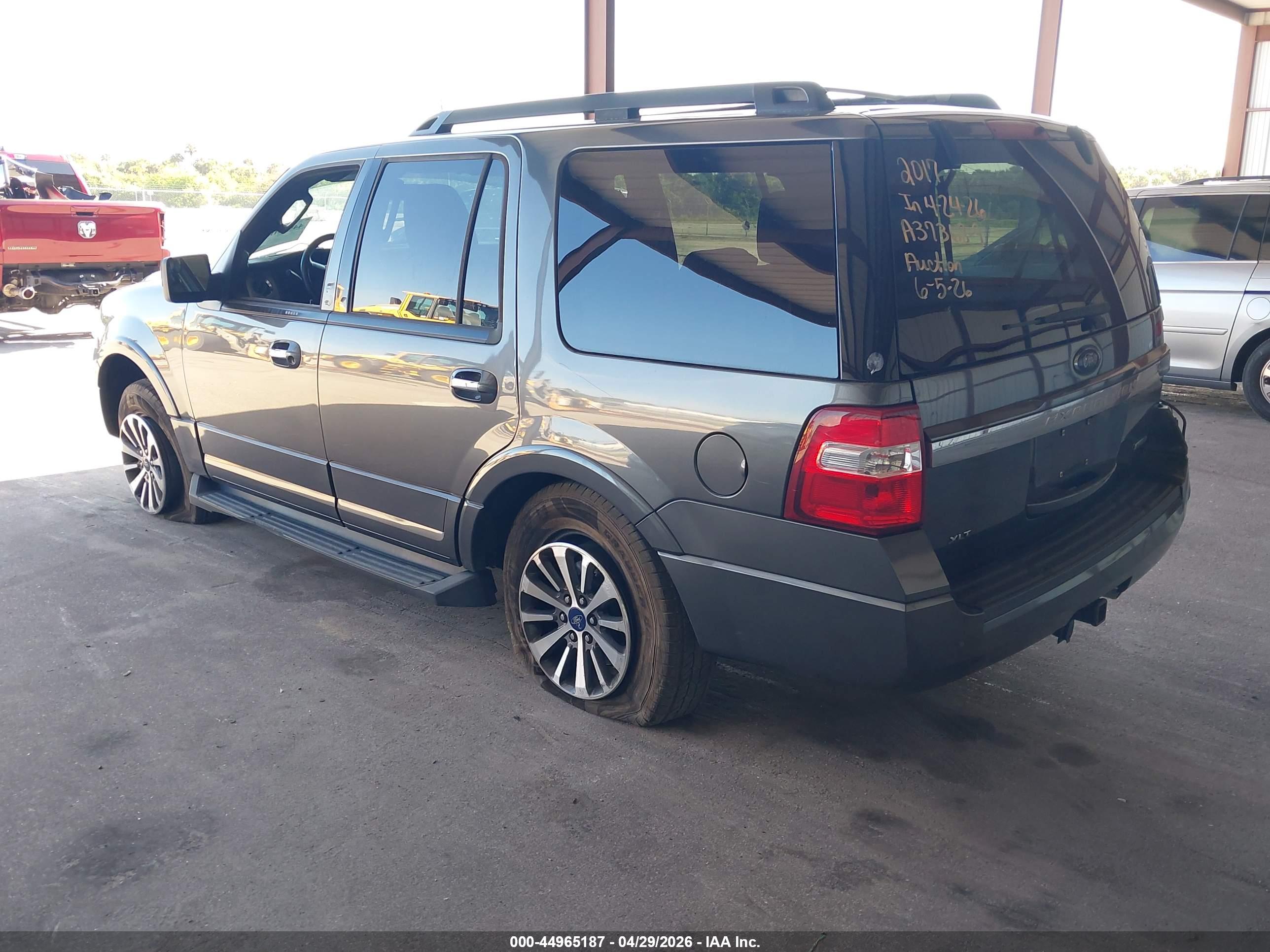 FORD EXPEDITION image 3
