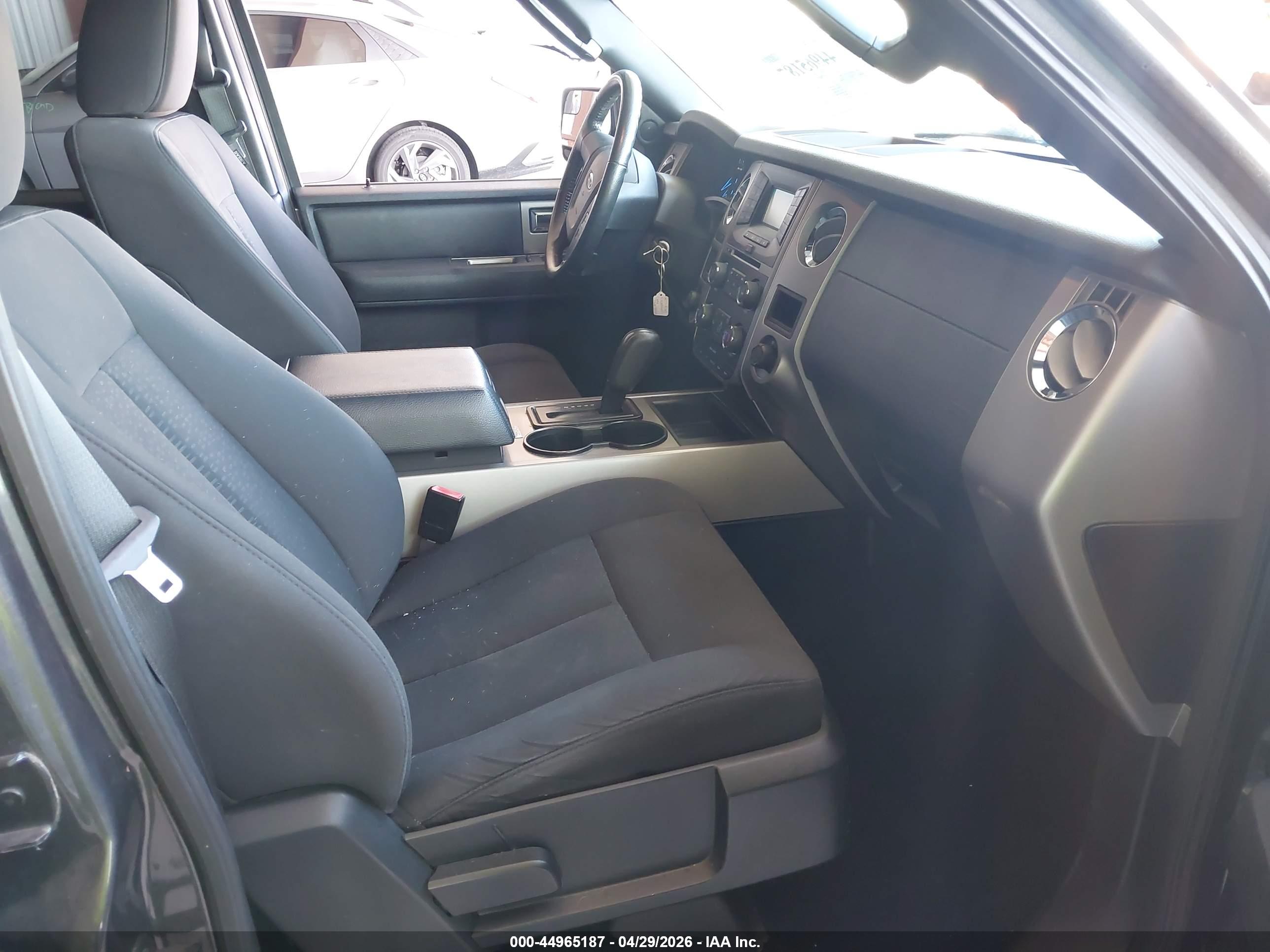 FORD EXPEDITION image 5