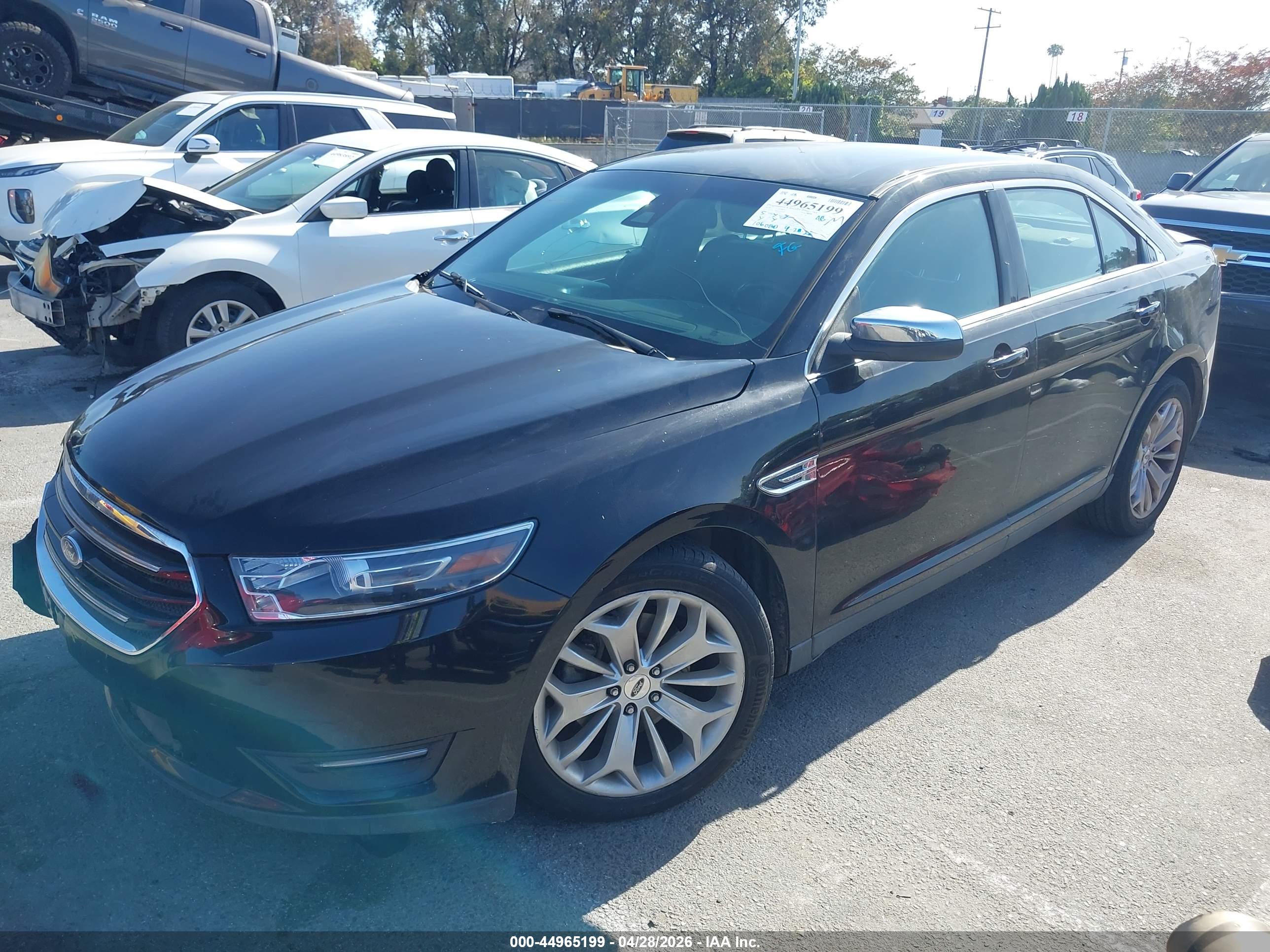 FORD TAURUS image 2