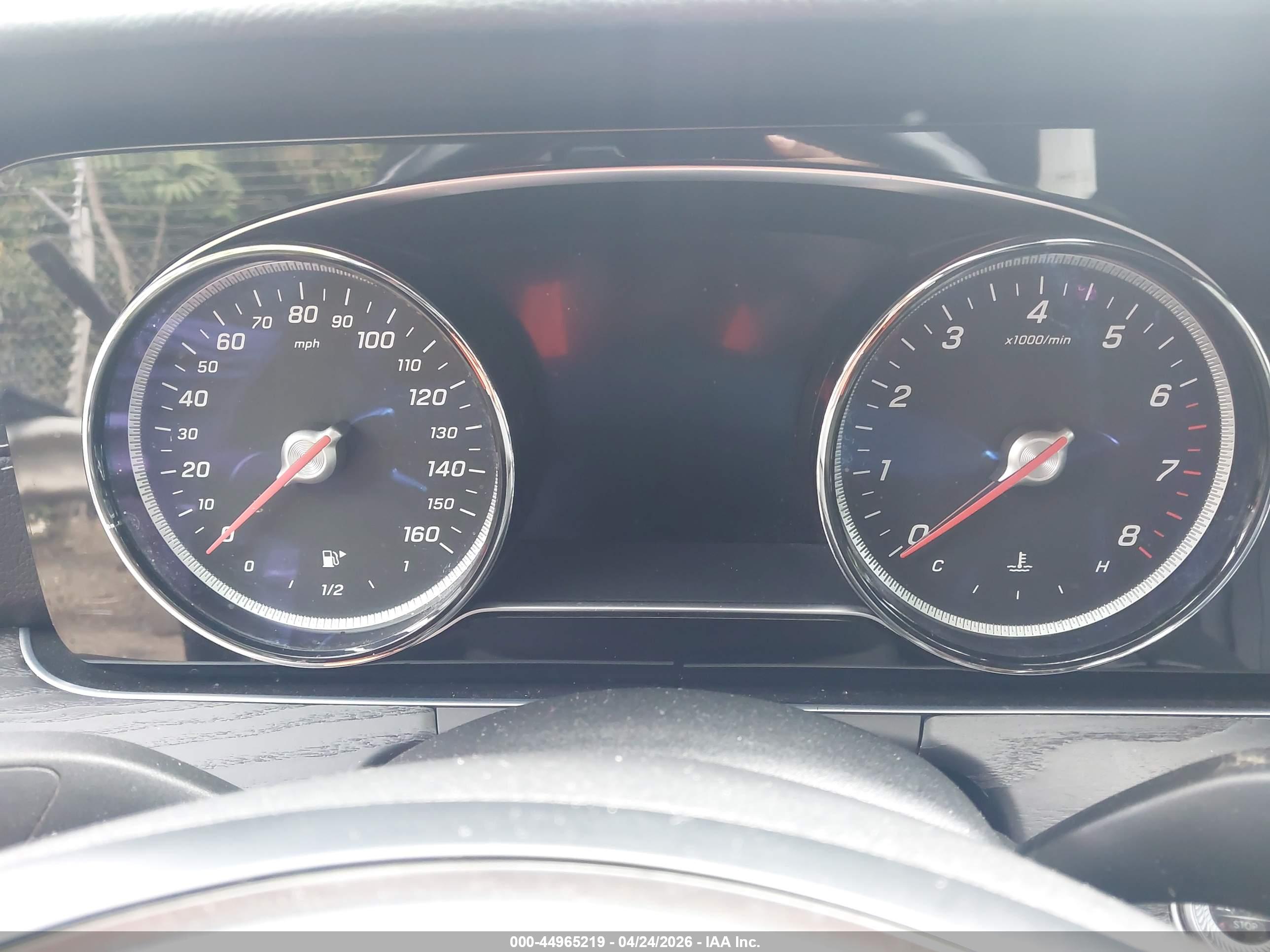 MERCEDES-BENZ E image 7