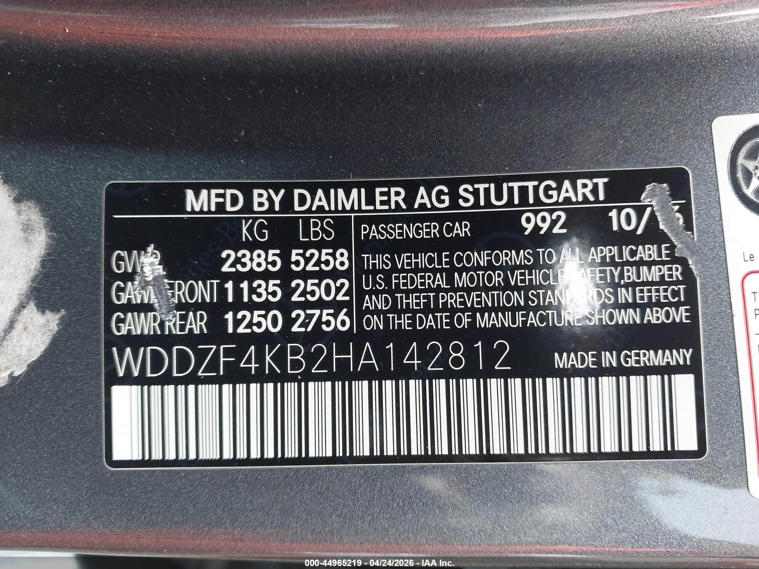 MERCEDES-BENZ E image 9