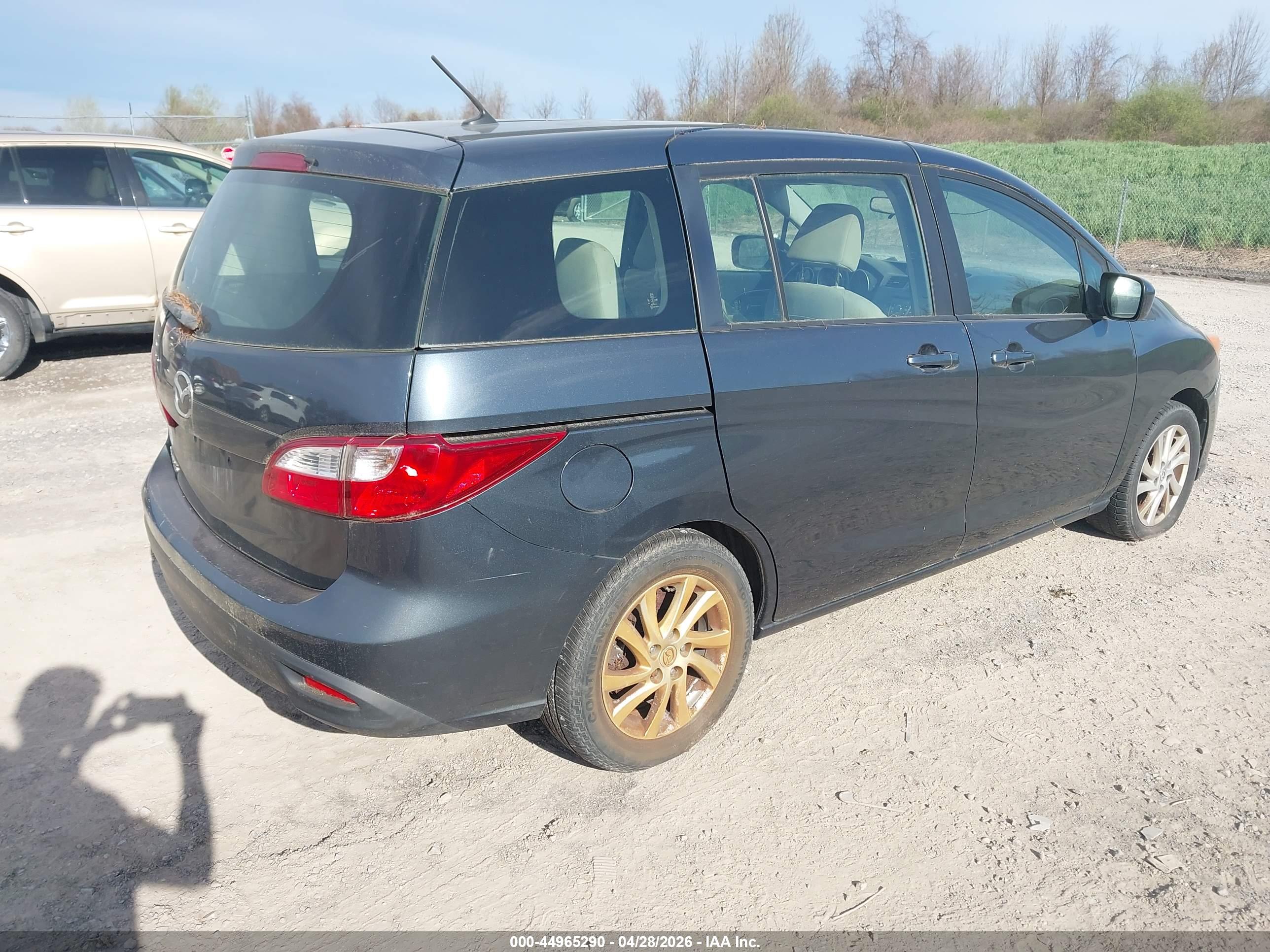 MAZDA MAZDA5 image 4