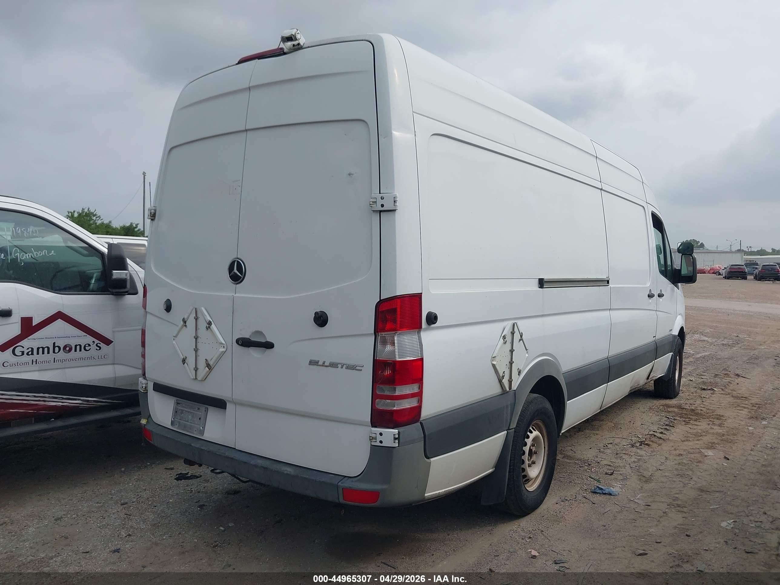 MERCEDES-BENZ SPRINTER image 4