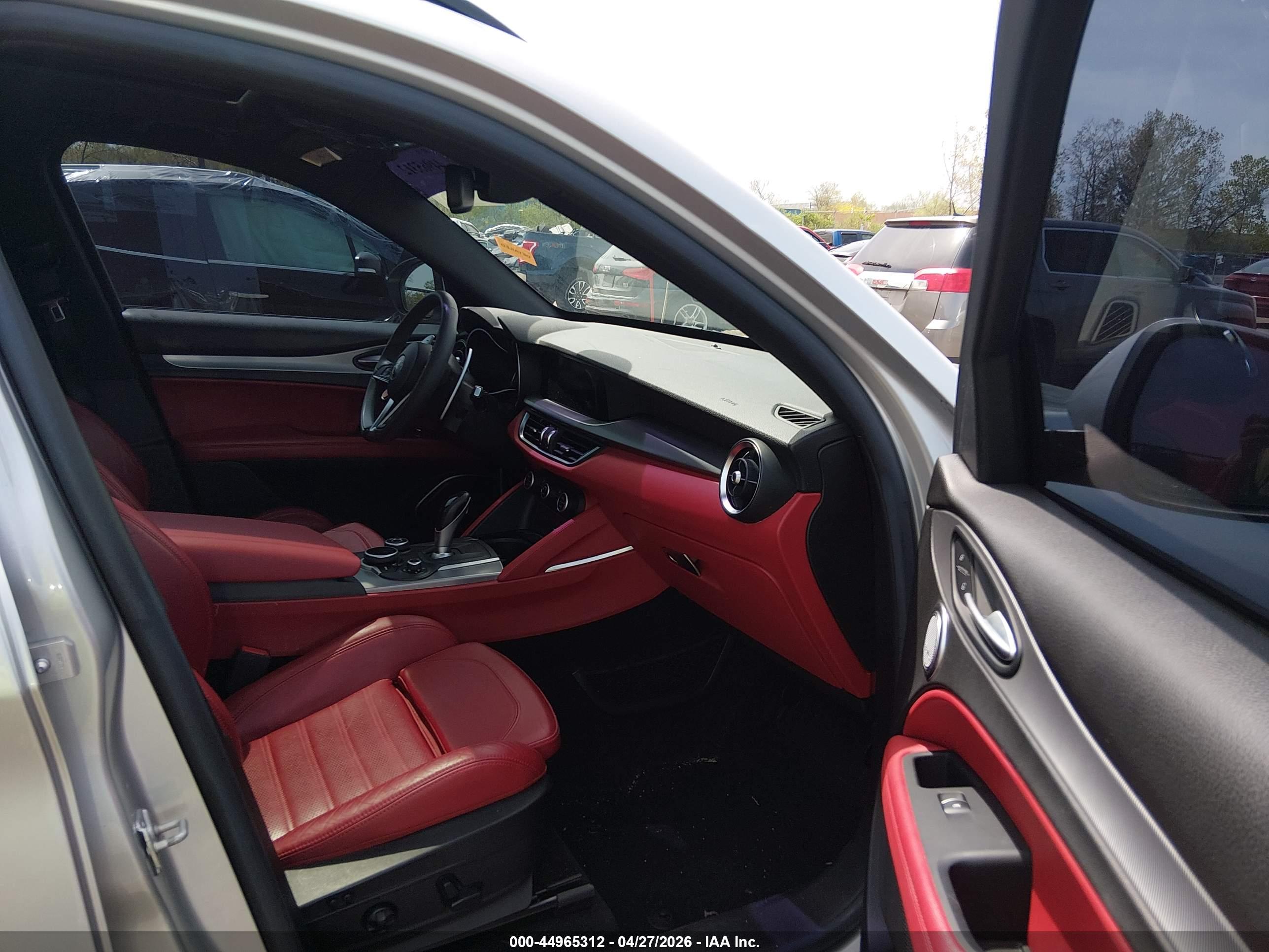 ALFA ROMEO image 5