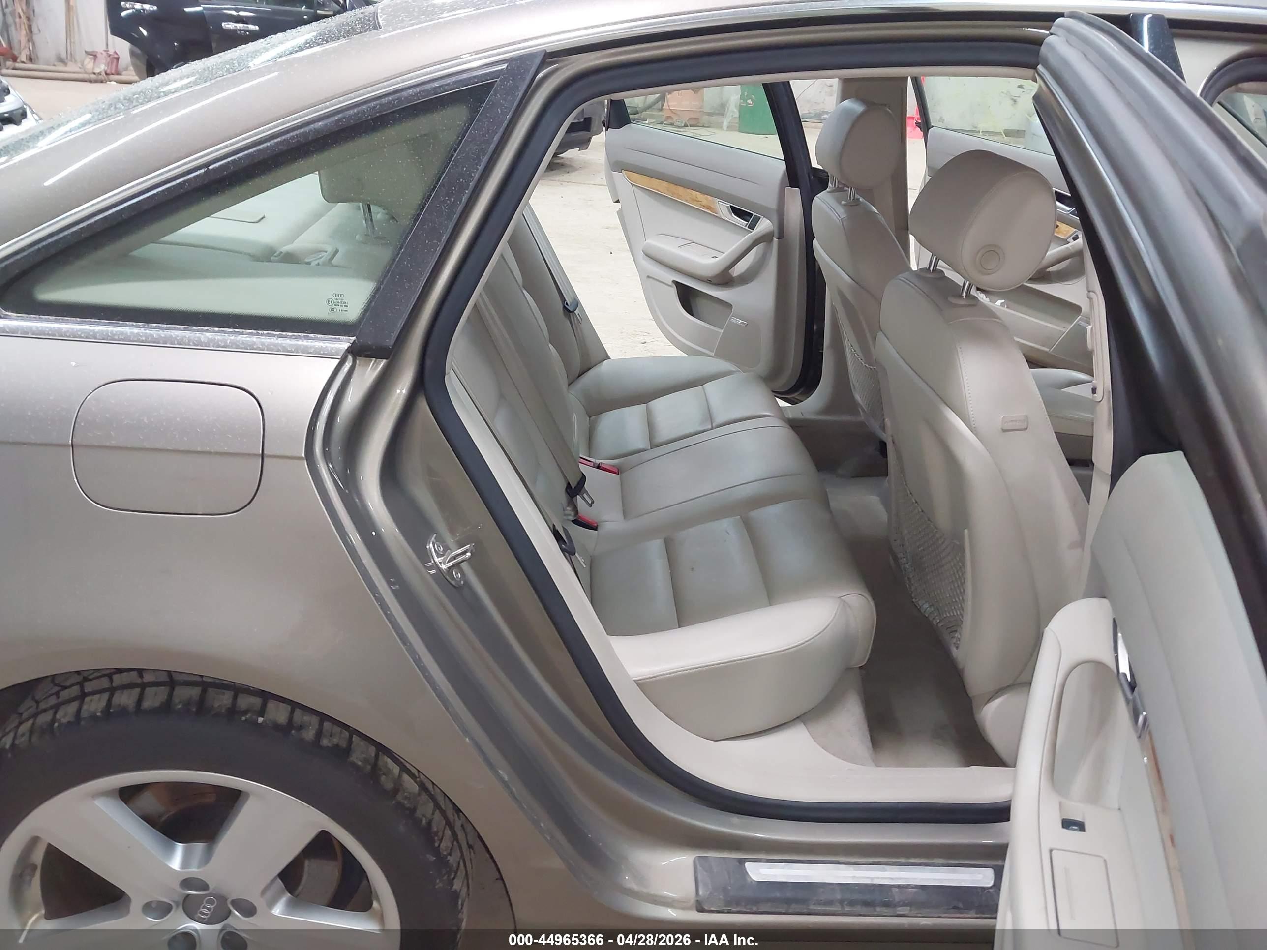 AUDI A6 image 8