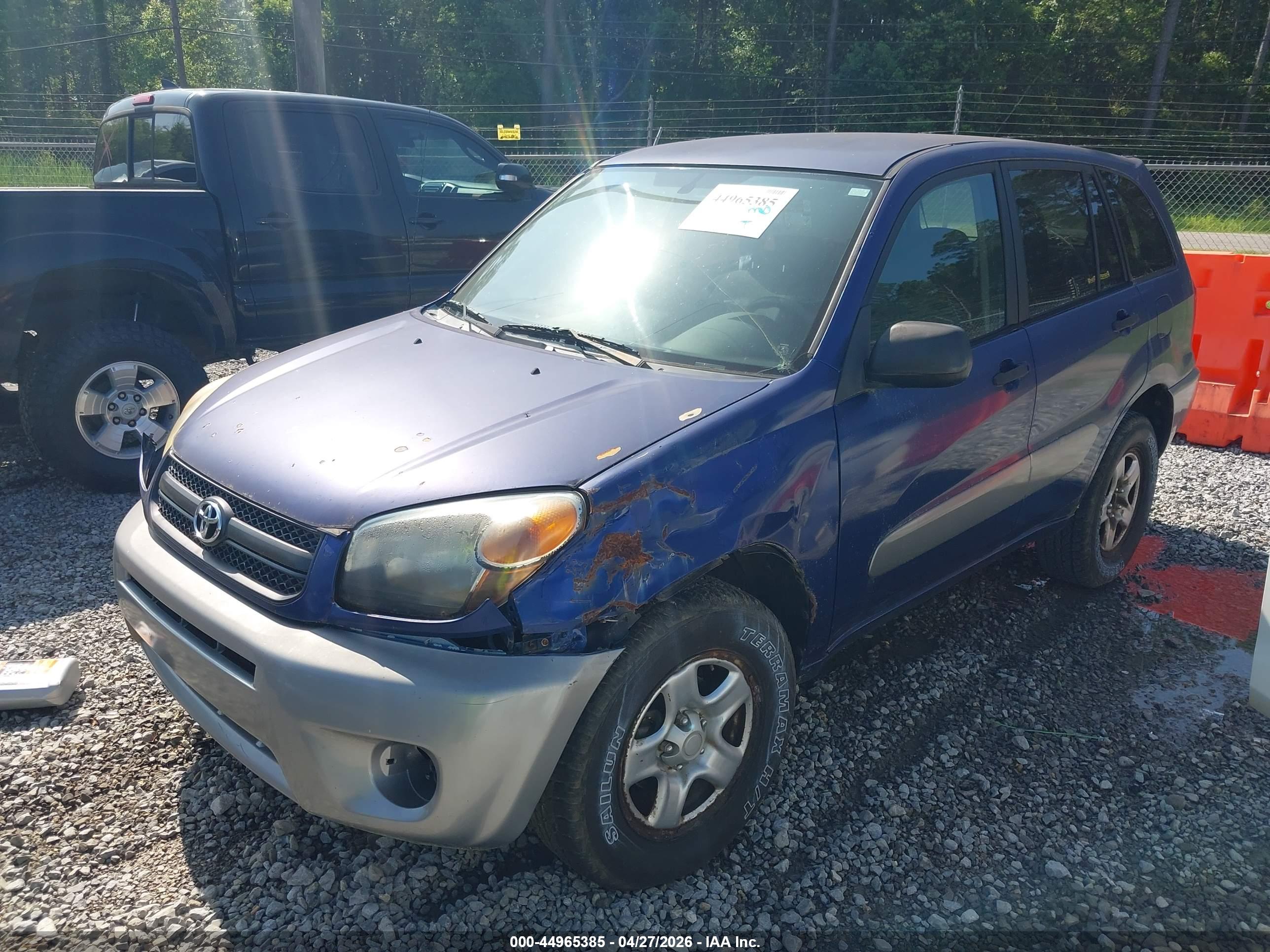 TOYOTA RAV4 image 2