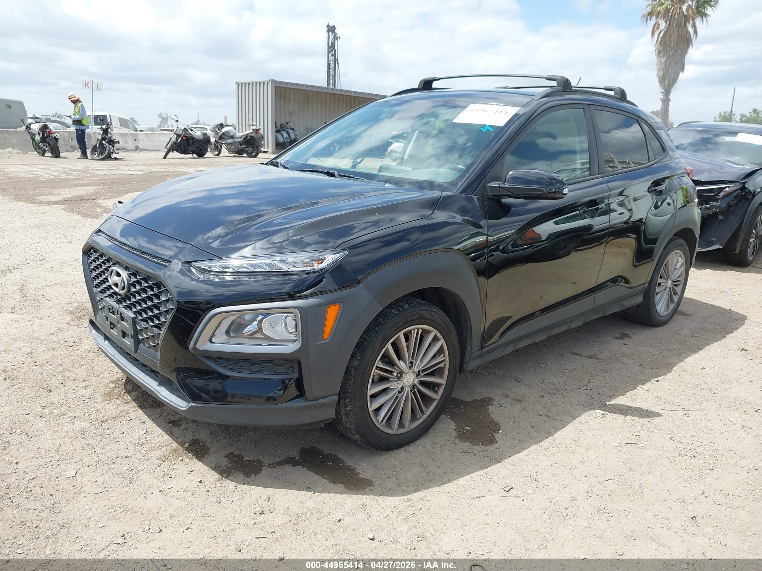 HYUNDAI KONA image 2