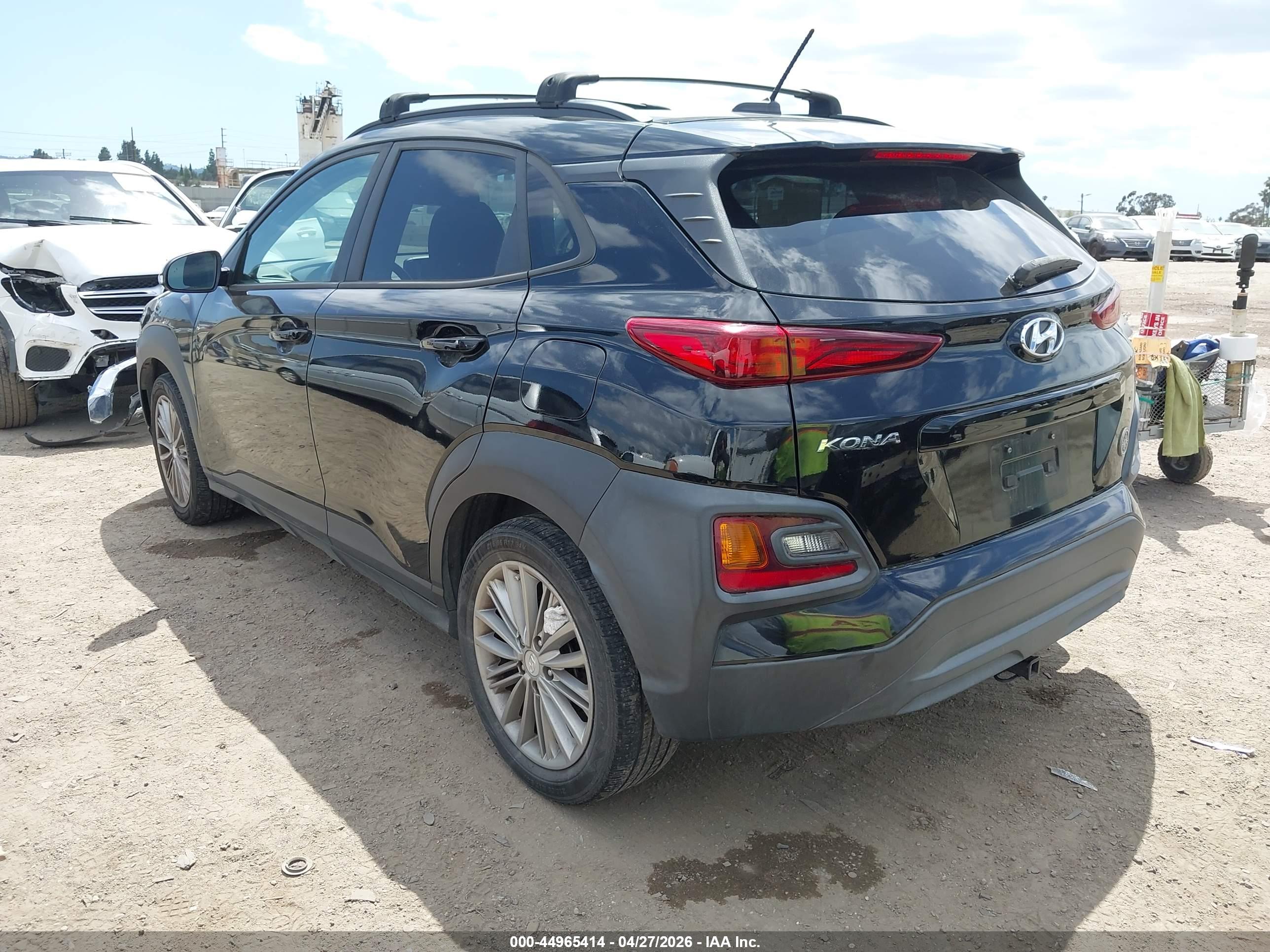 HYUNDAI KONA image 3