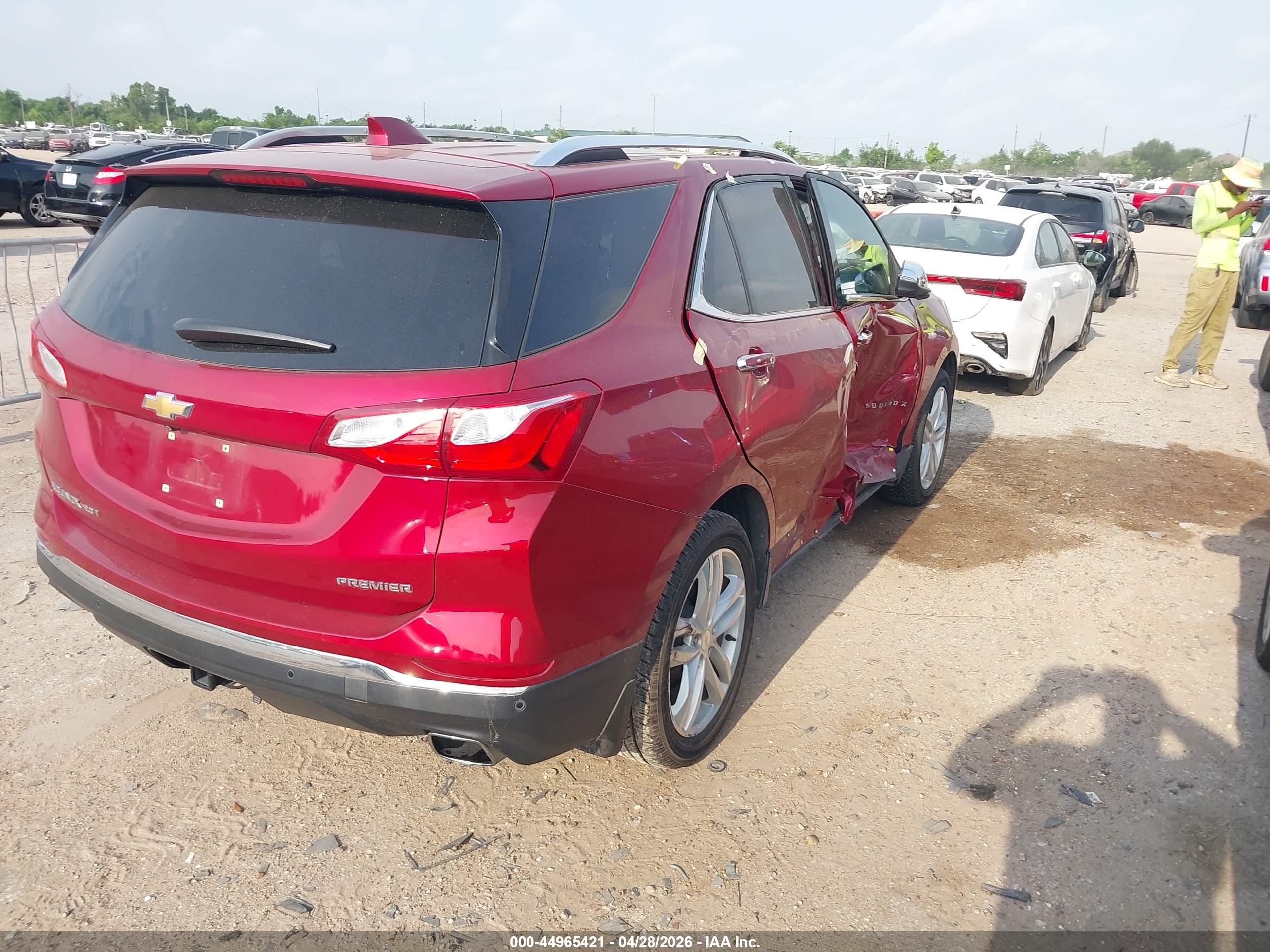 CHEVROLET EQUINOX image 4