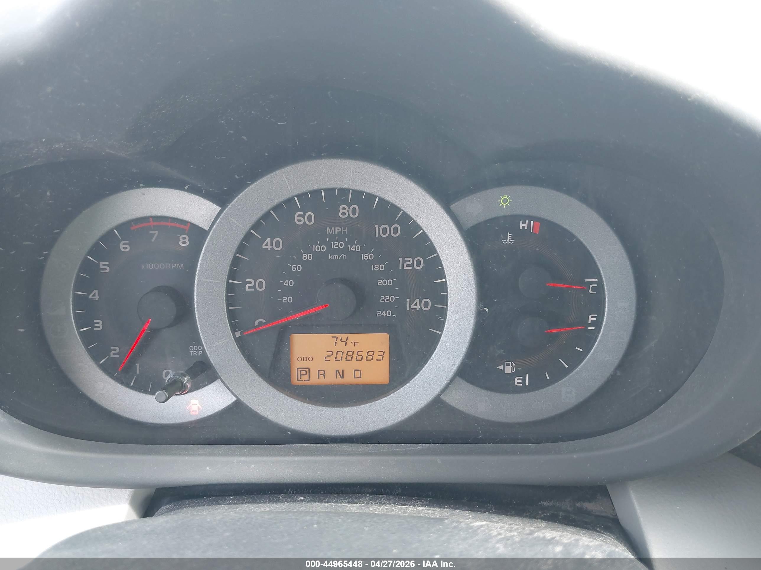 TOYOTA RAV4 image 7