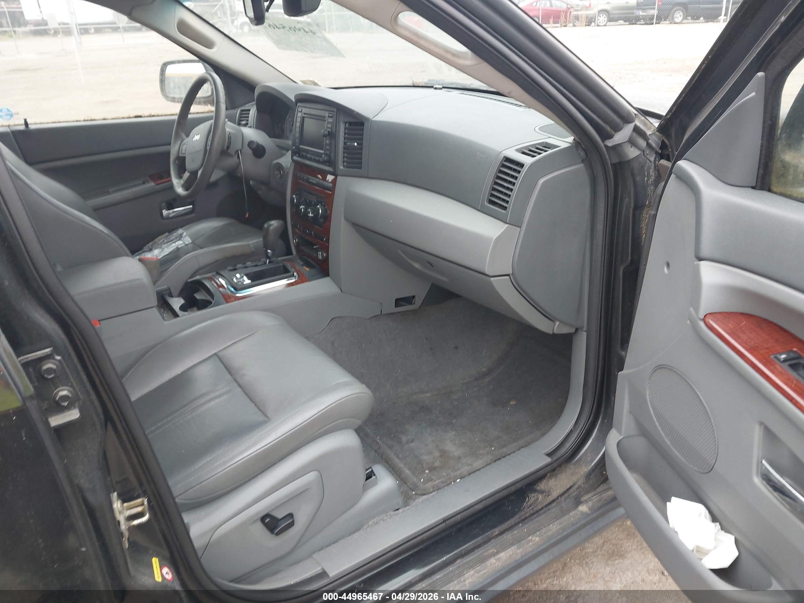 JEEP GRAND image 5
