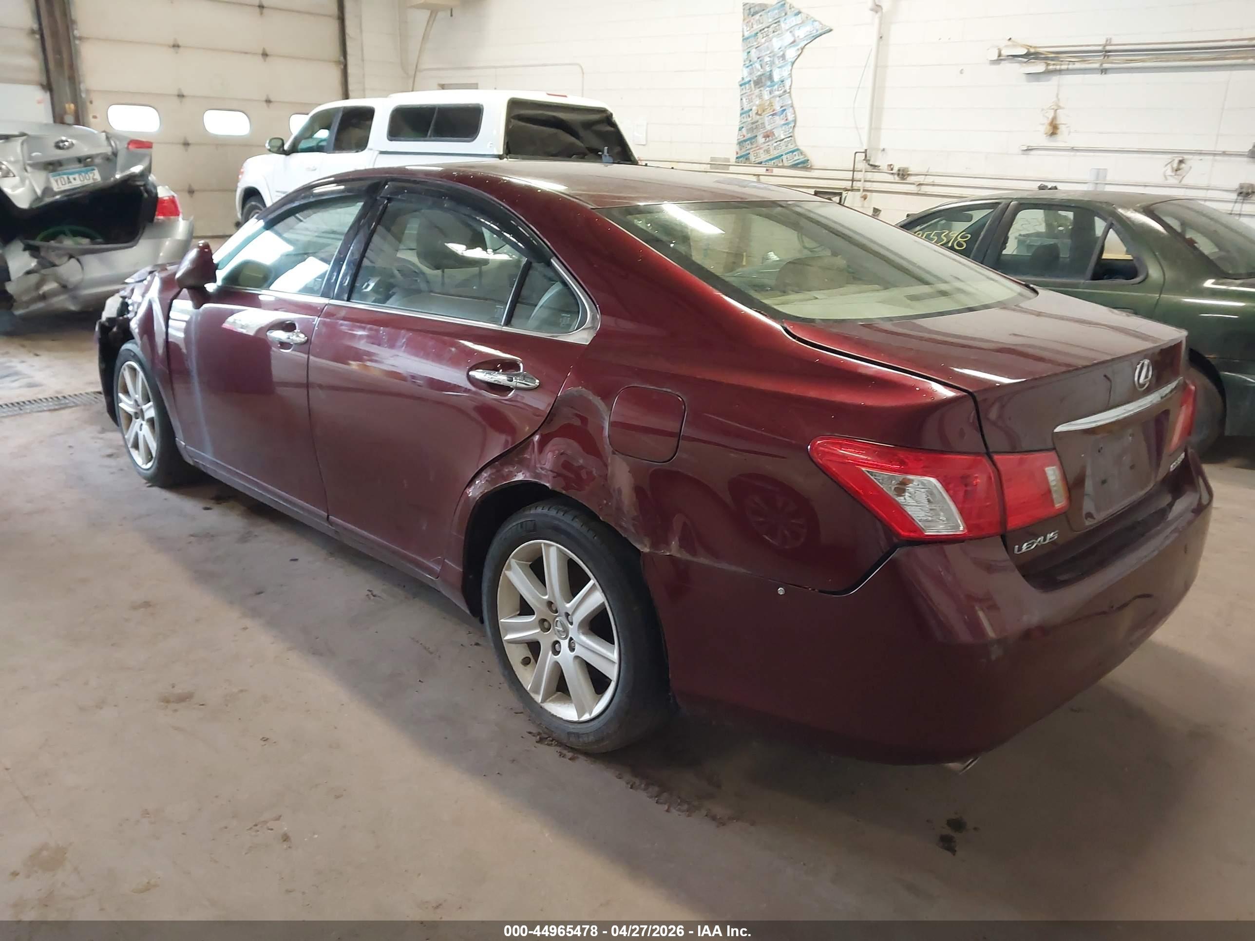 LEXUS ES image 3