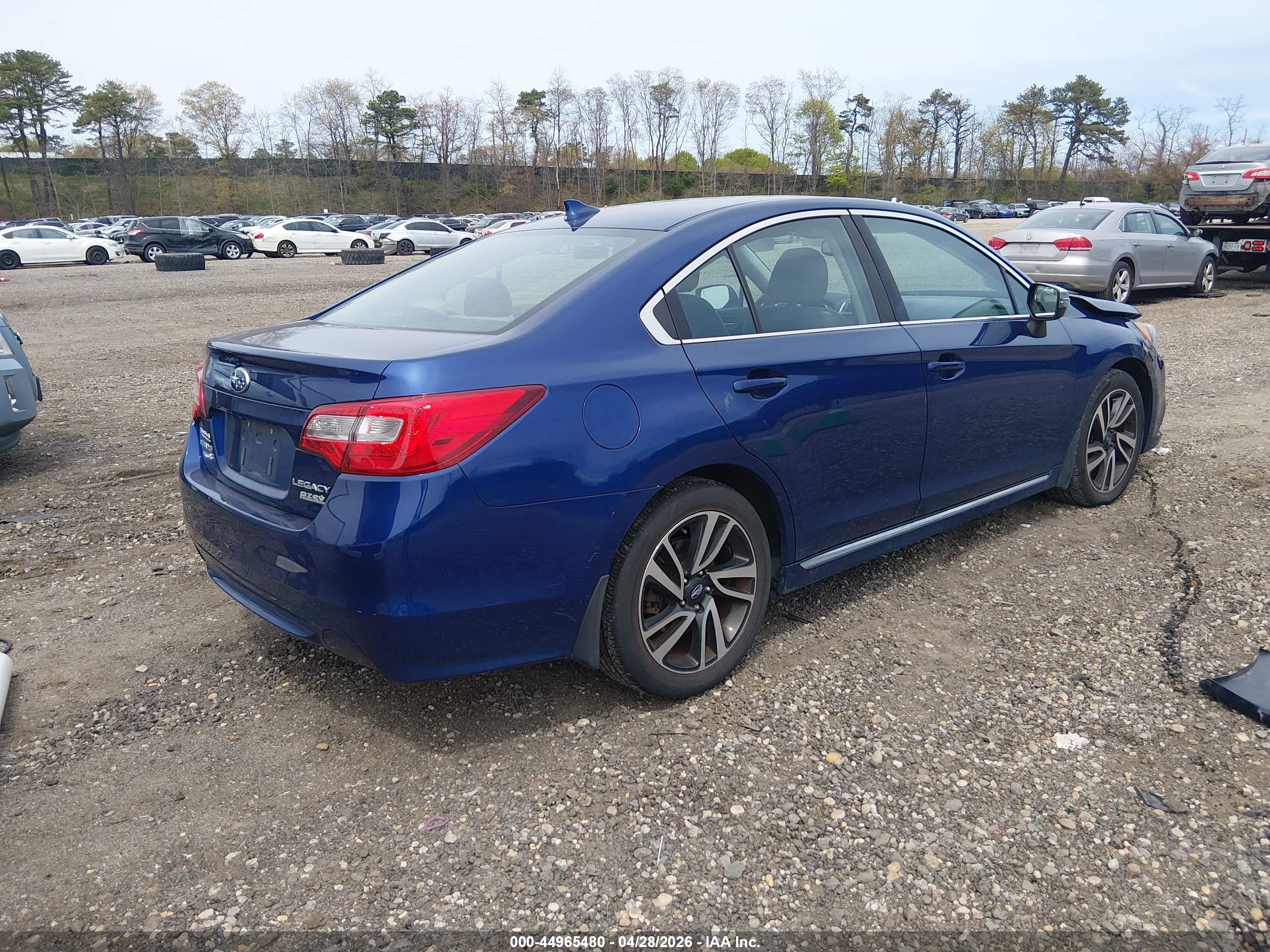 SUBARU LEGACY image 4