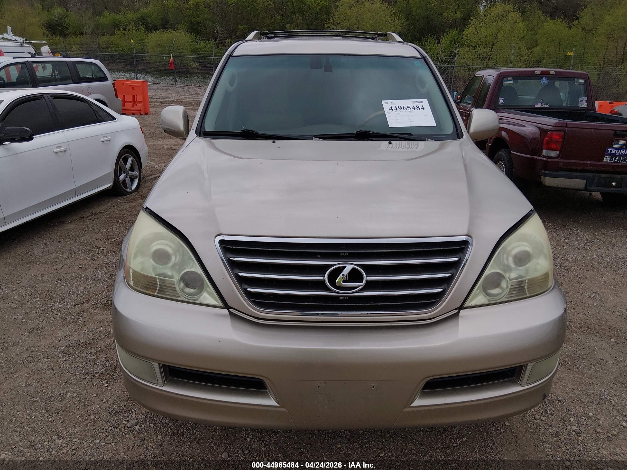 LEXUS GX image 6