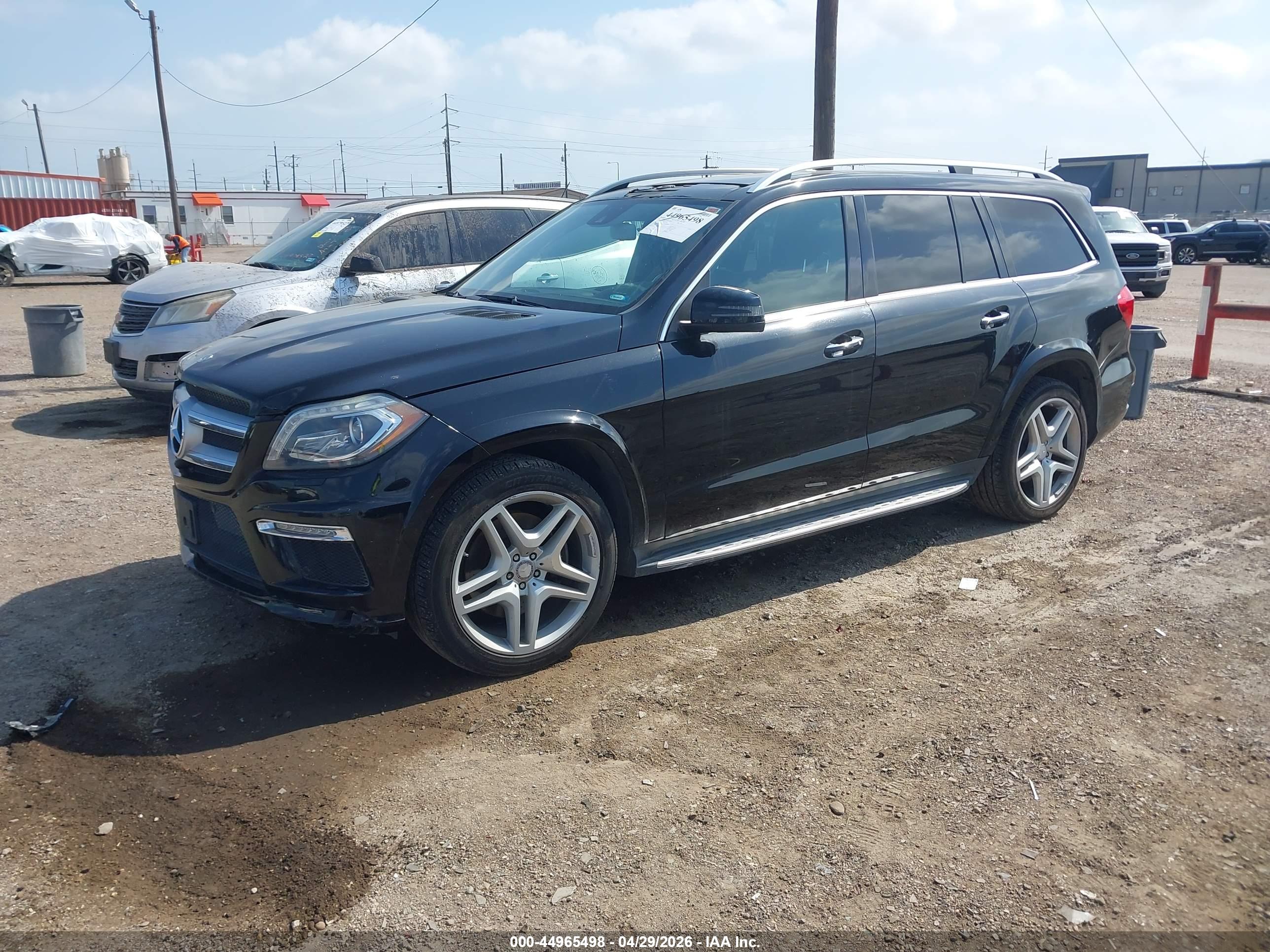 MERCEDES-BENZ GL image 2