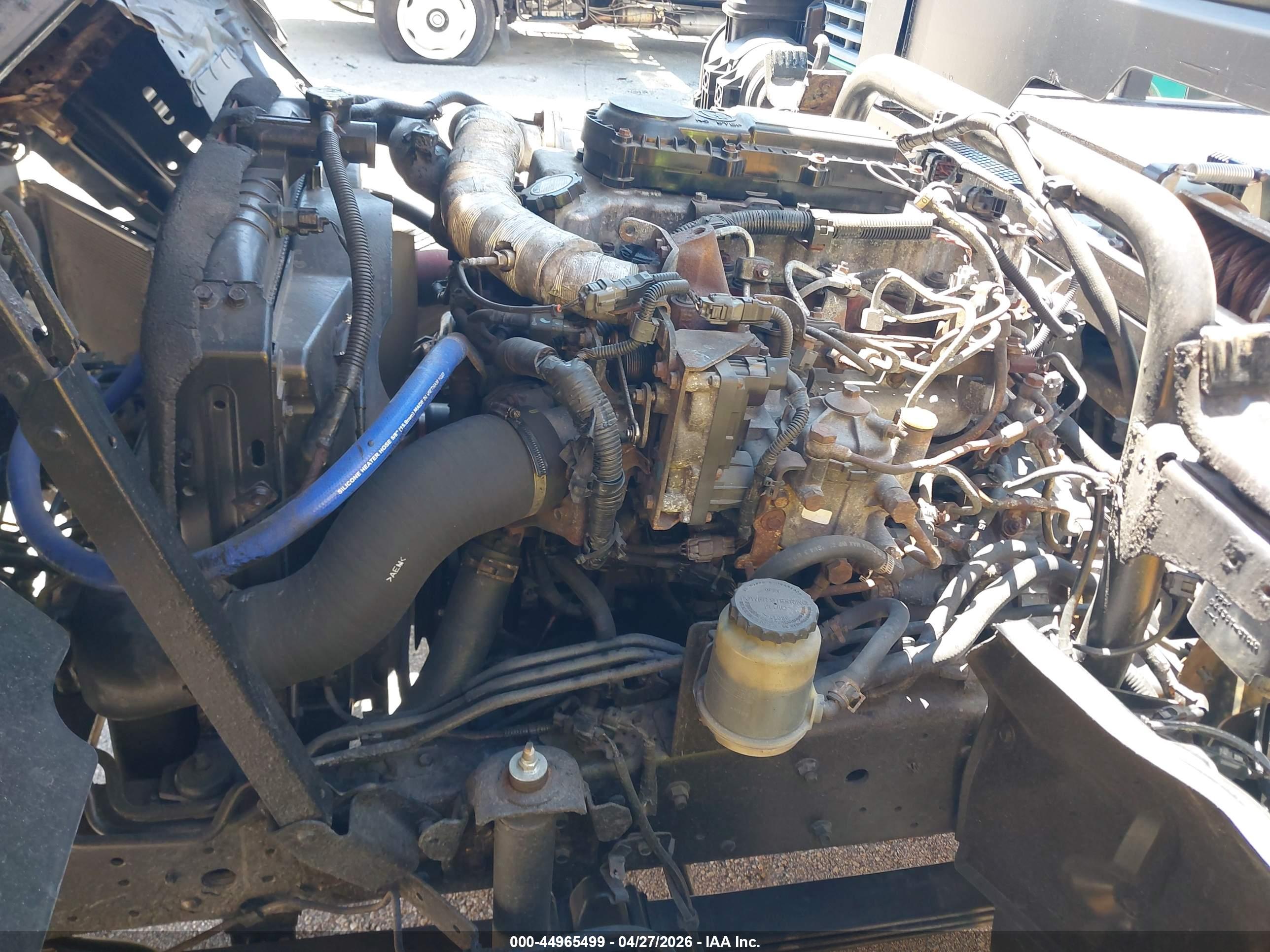 HINO 195 image 10