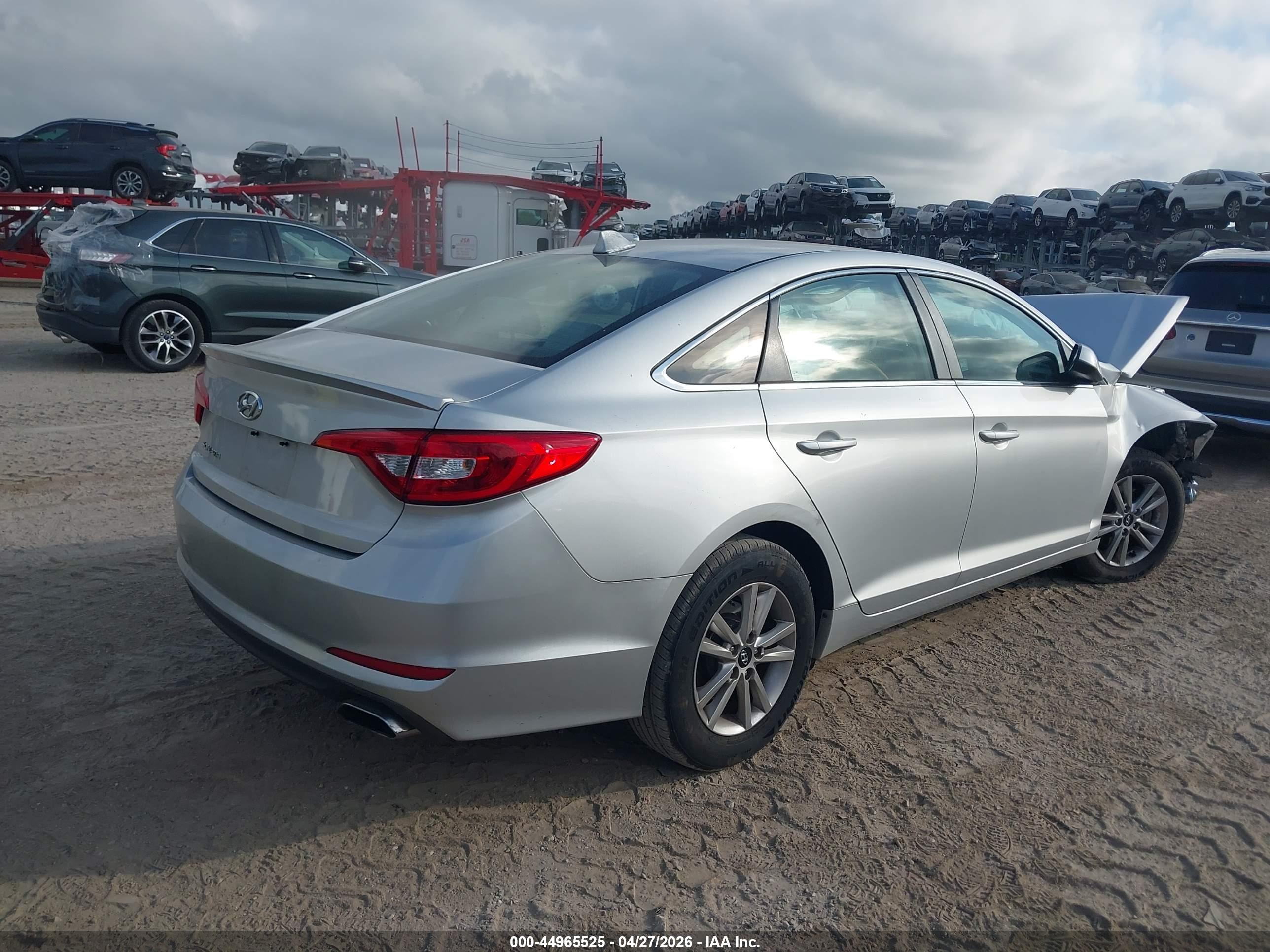 HYUNDAI SONATA image 4
