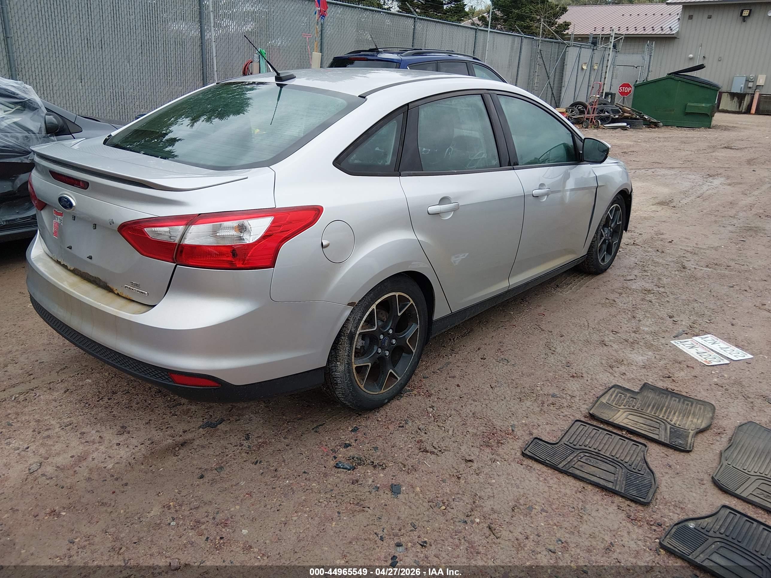 FORD FOCUS image 4