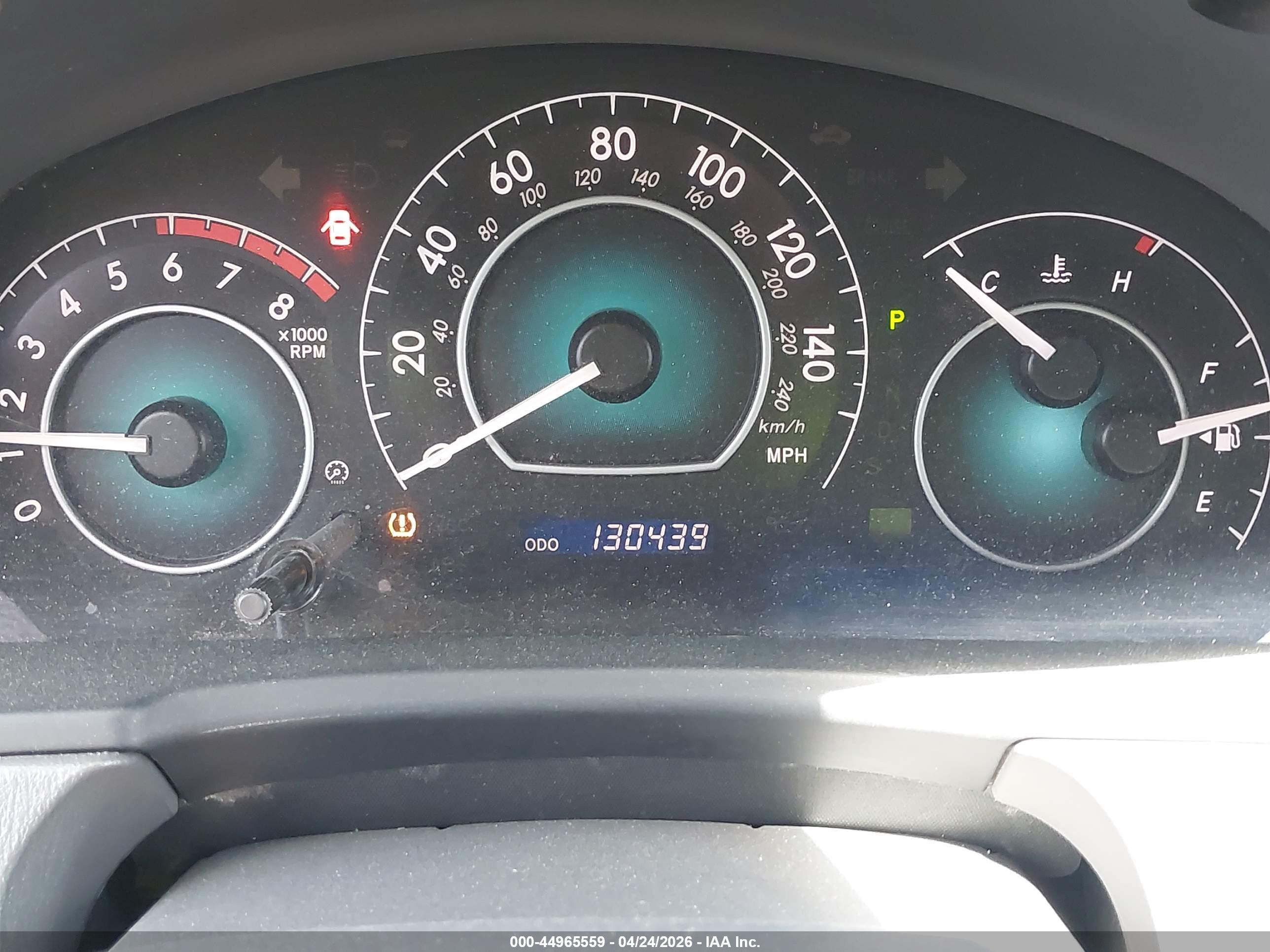 TOYOTA CAMRY image 7