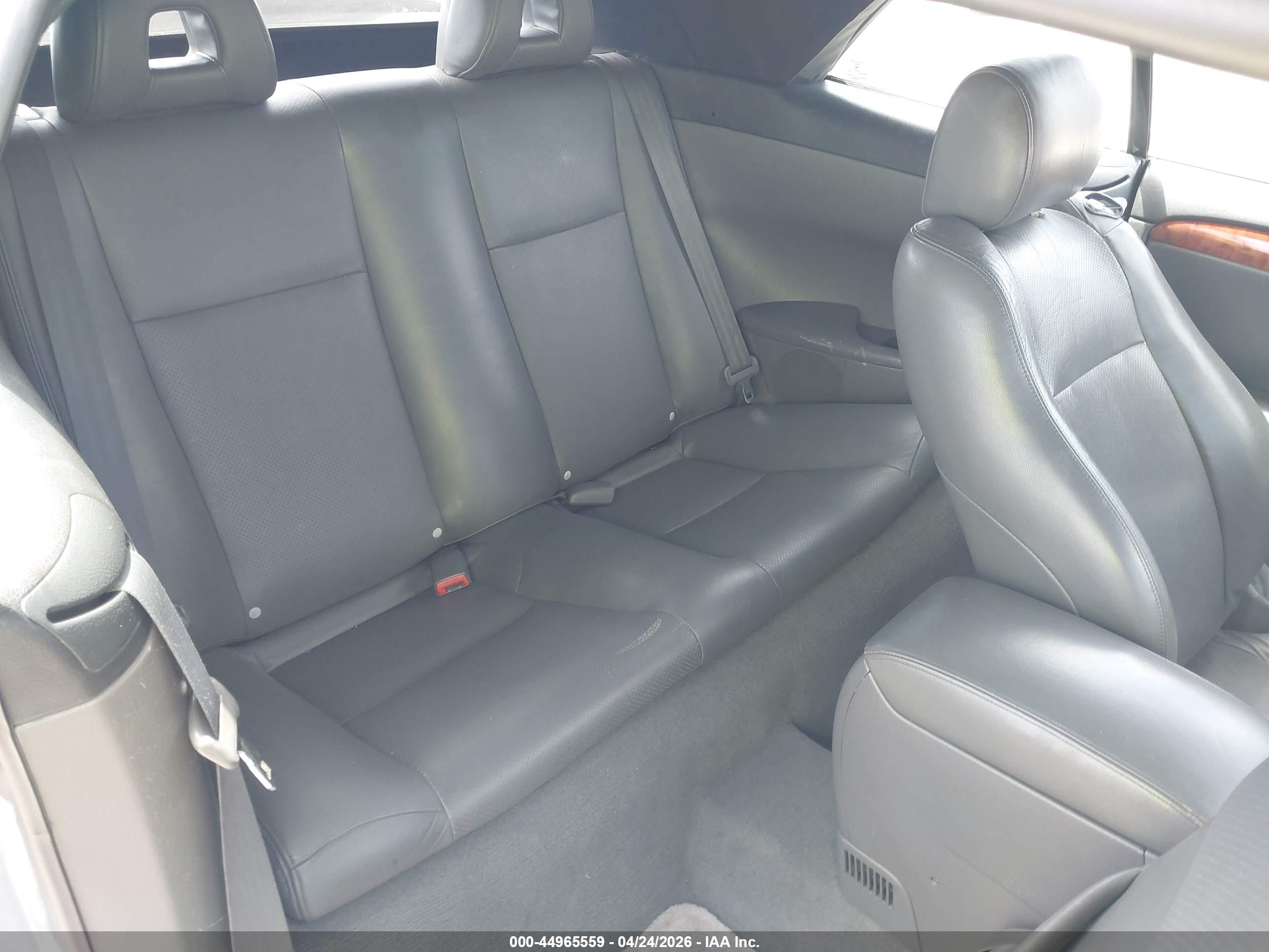 TOYOTA CAMRY image 8