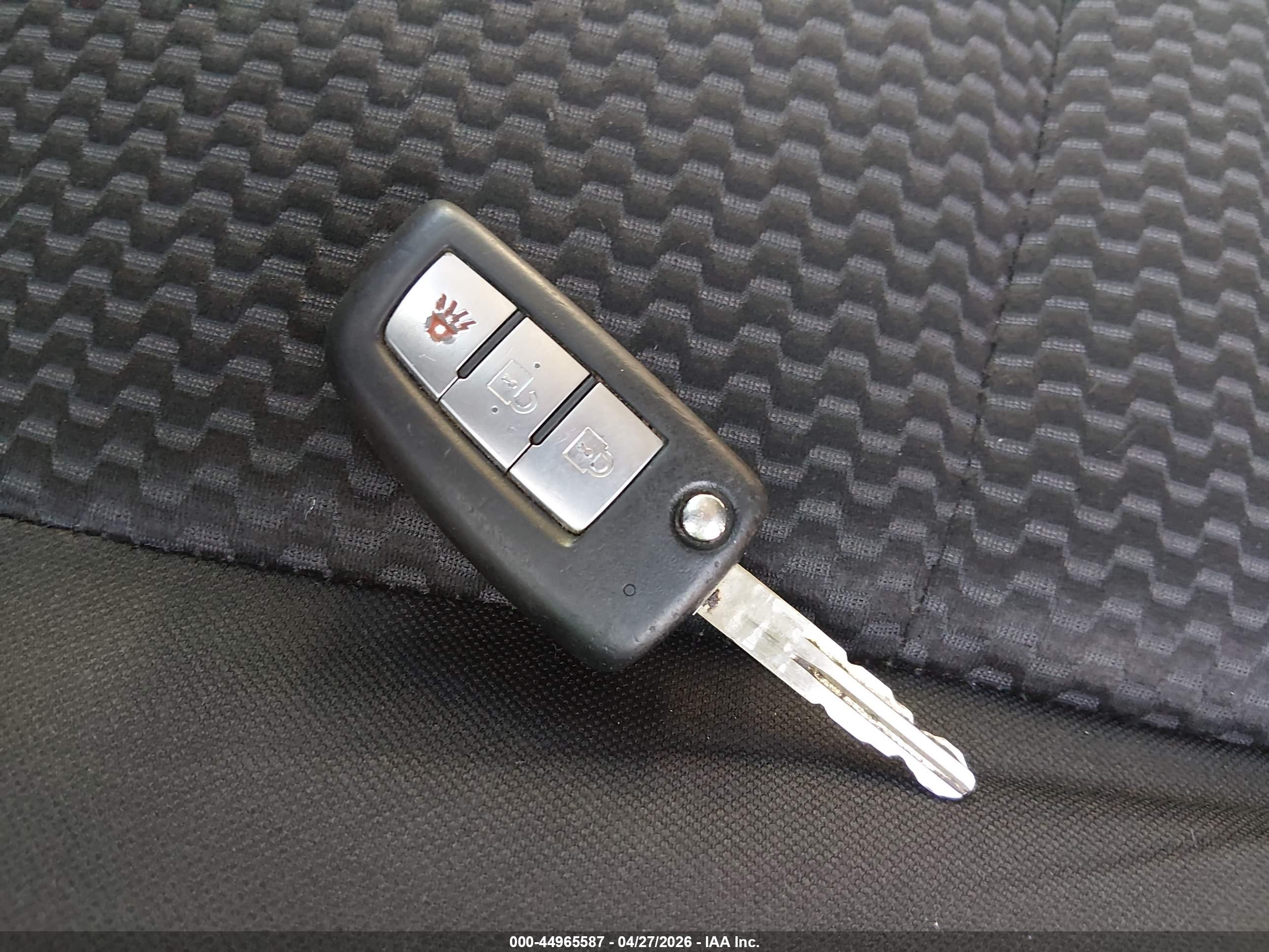 NISSAN ROGUE image 11