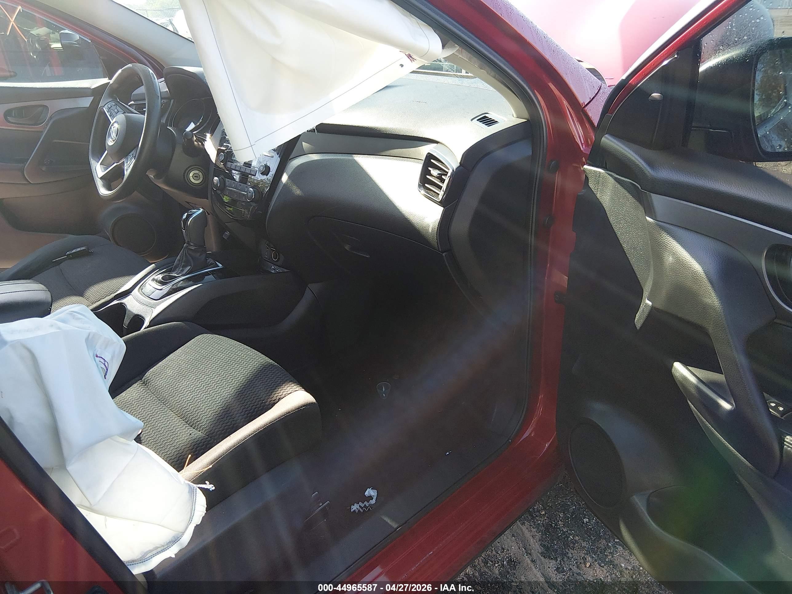 NISSAN ROGUE image 5