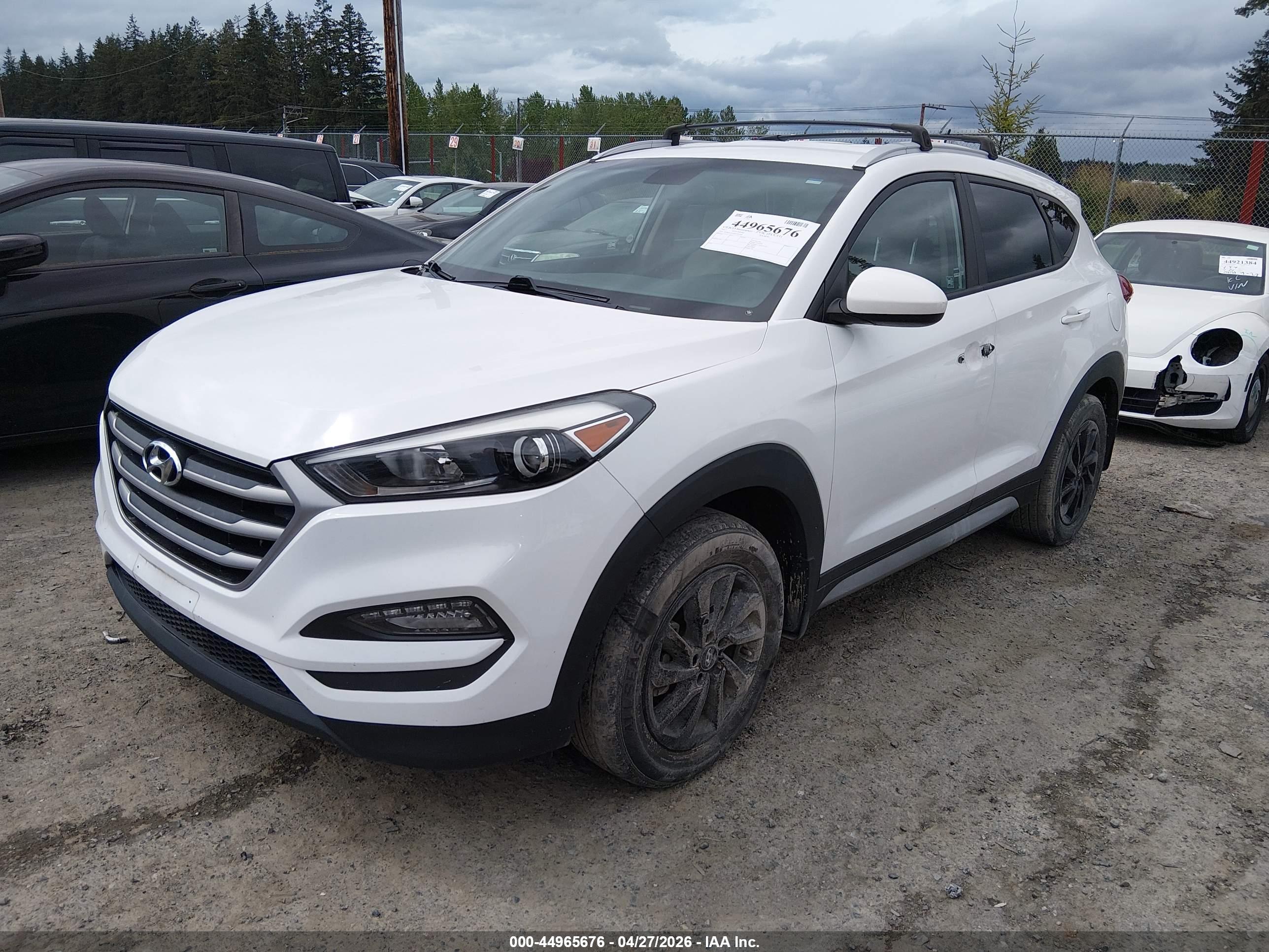 HYUNDAI TUCSON image 2