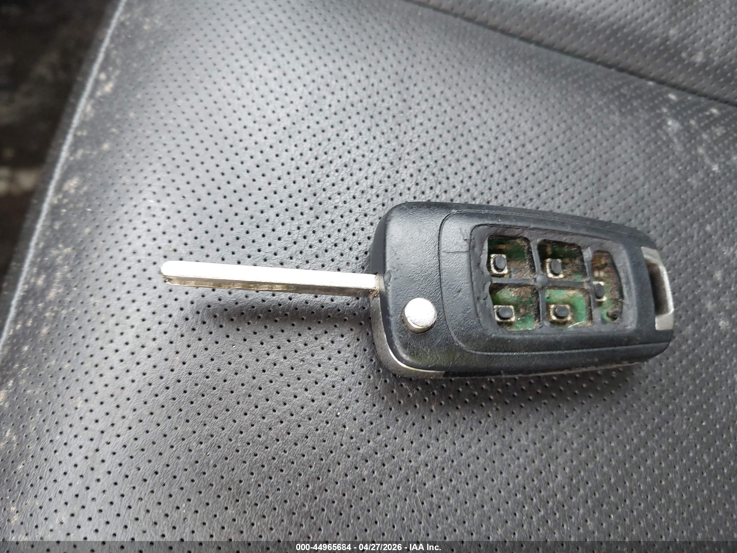 CHEVROLET EQUINOX image 11