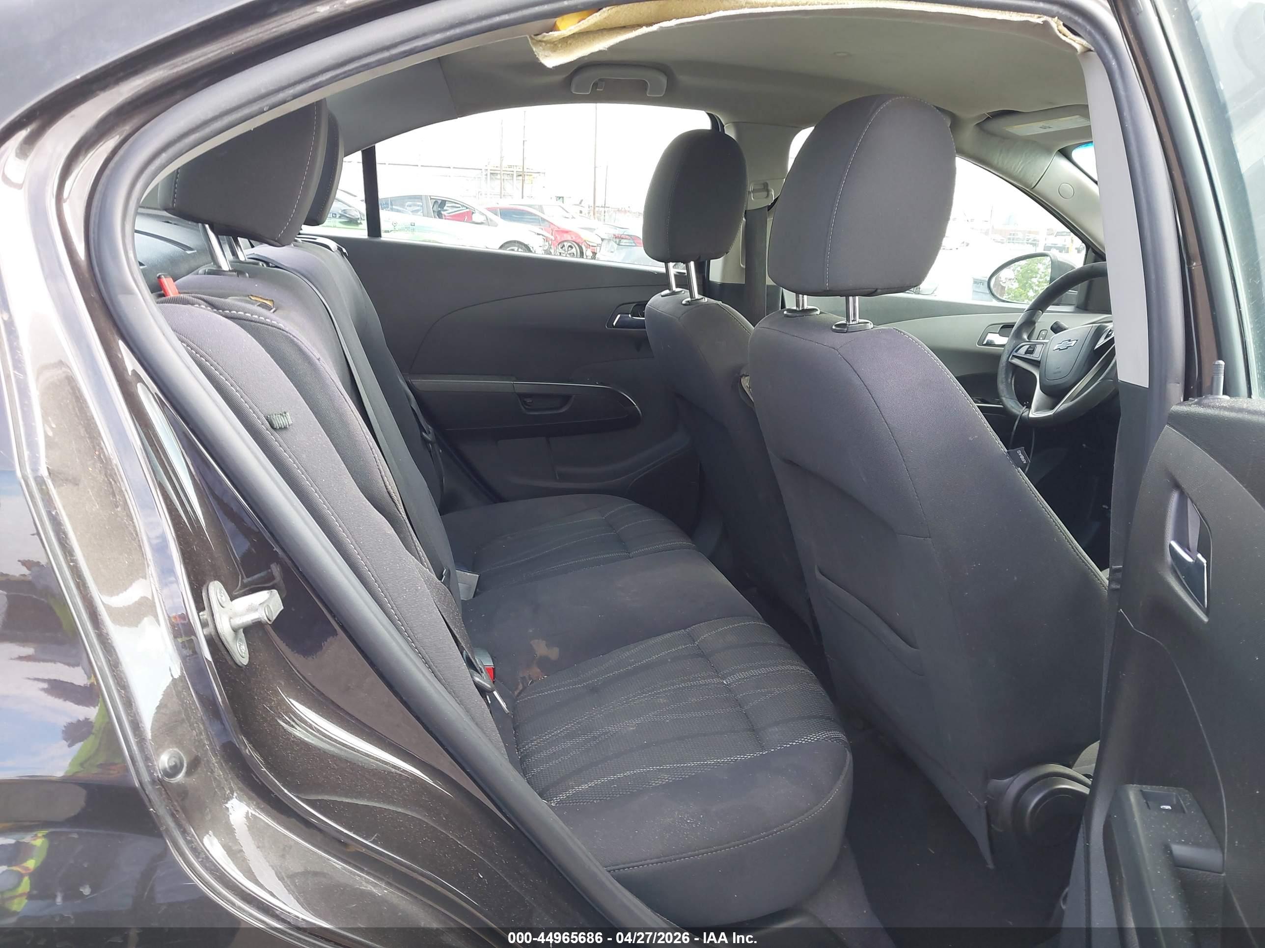 CHEVROLET SONIC image 8