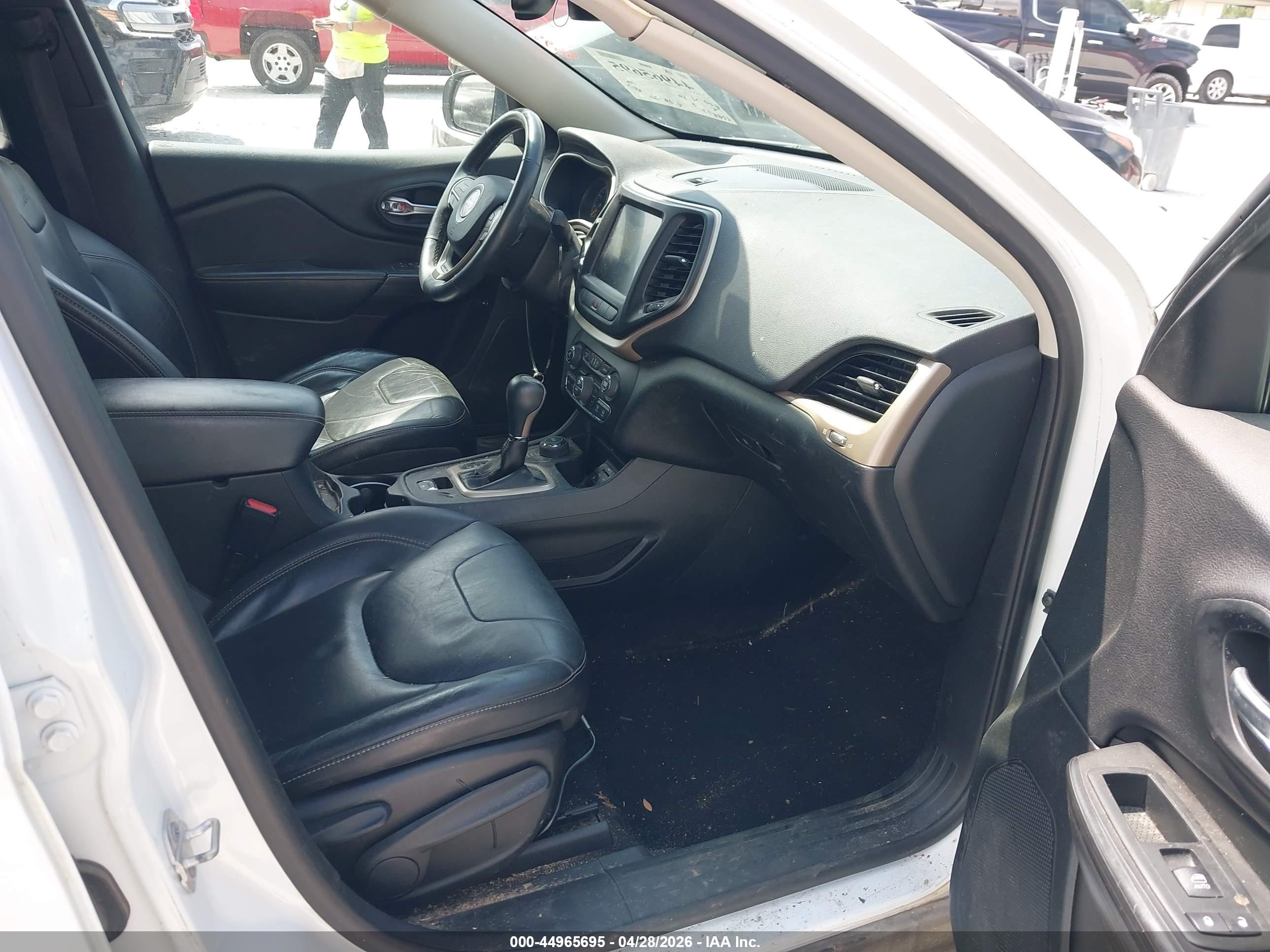 JEEP CHEROKEE image 5