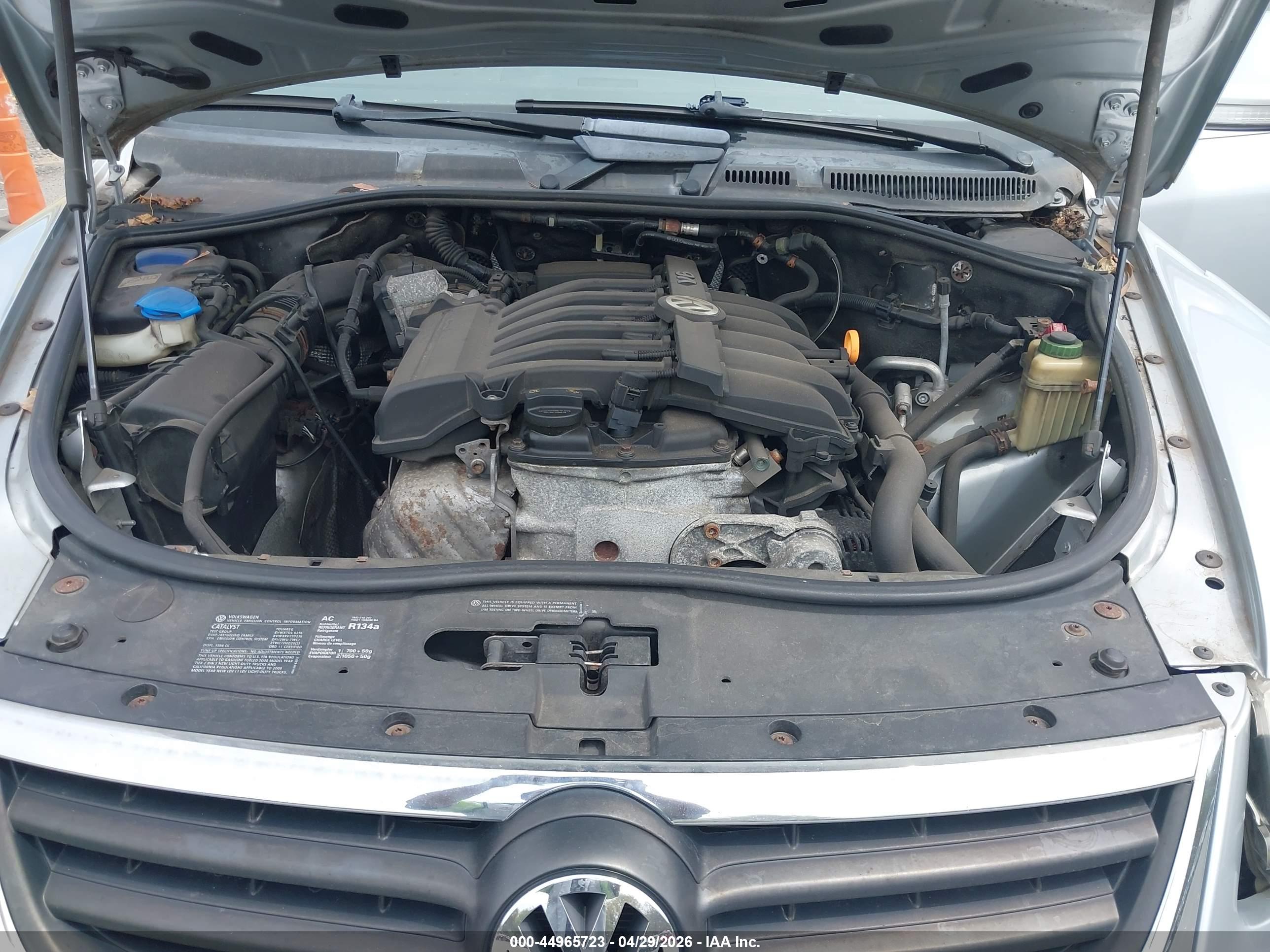 VOLKSWAGEN TOUAREG image 10