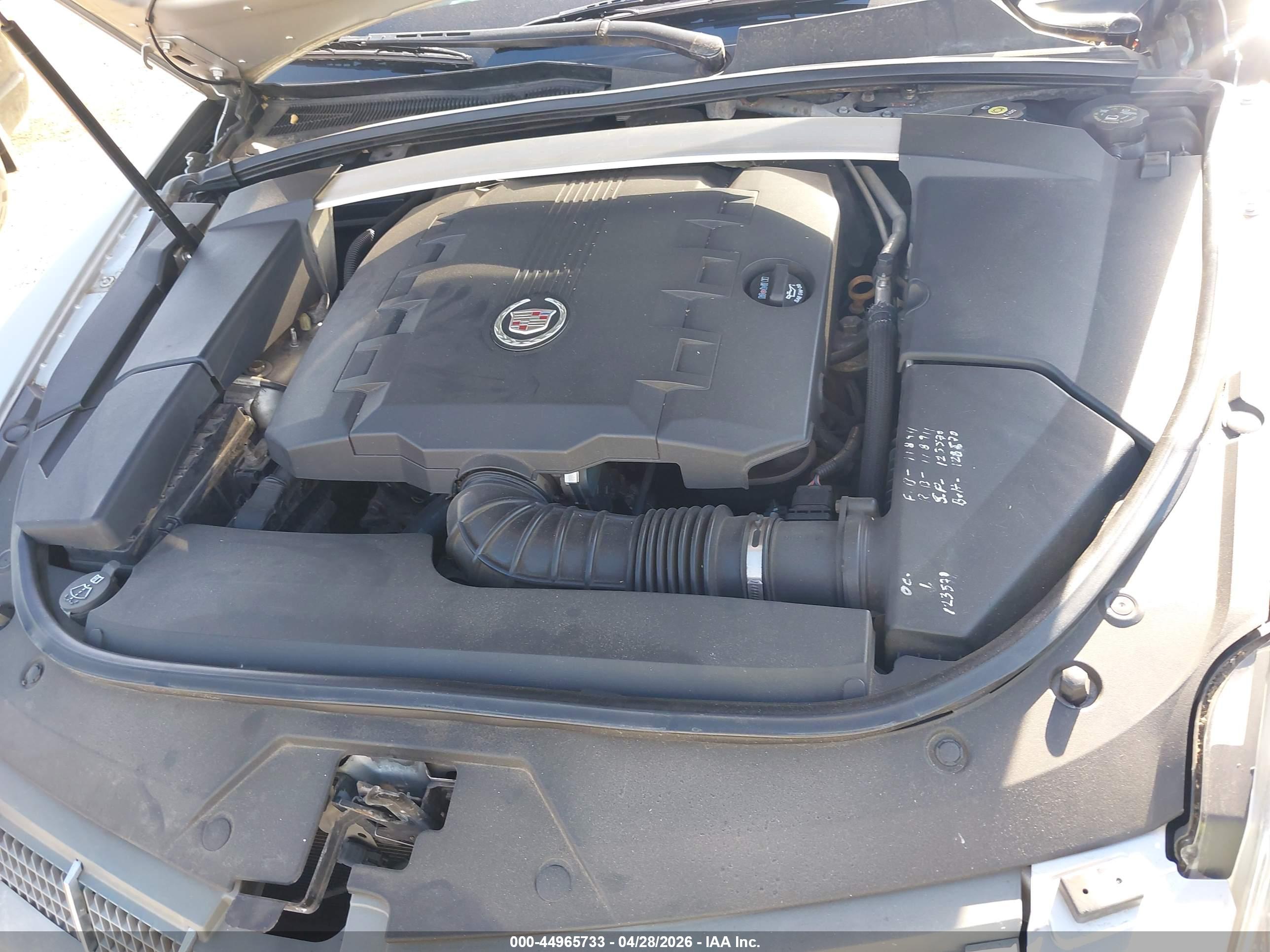 CADILLAC CTS image 10