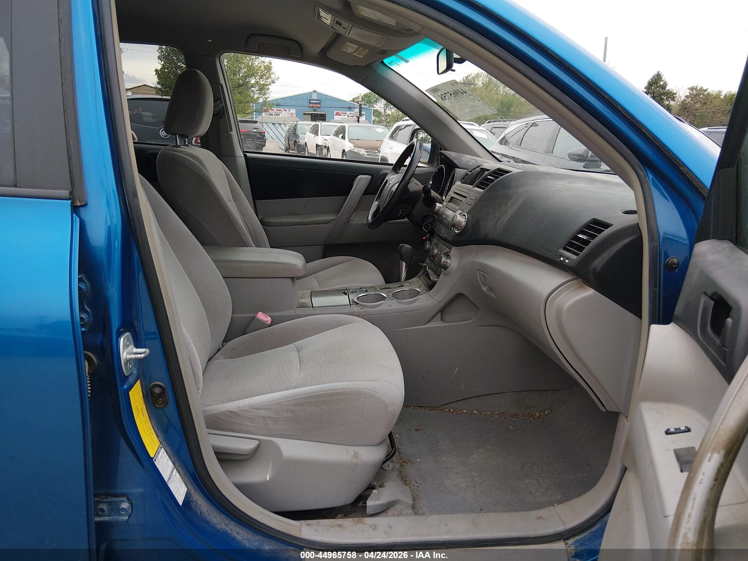 TOYOTA HIGHLANDER image 5
