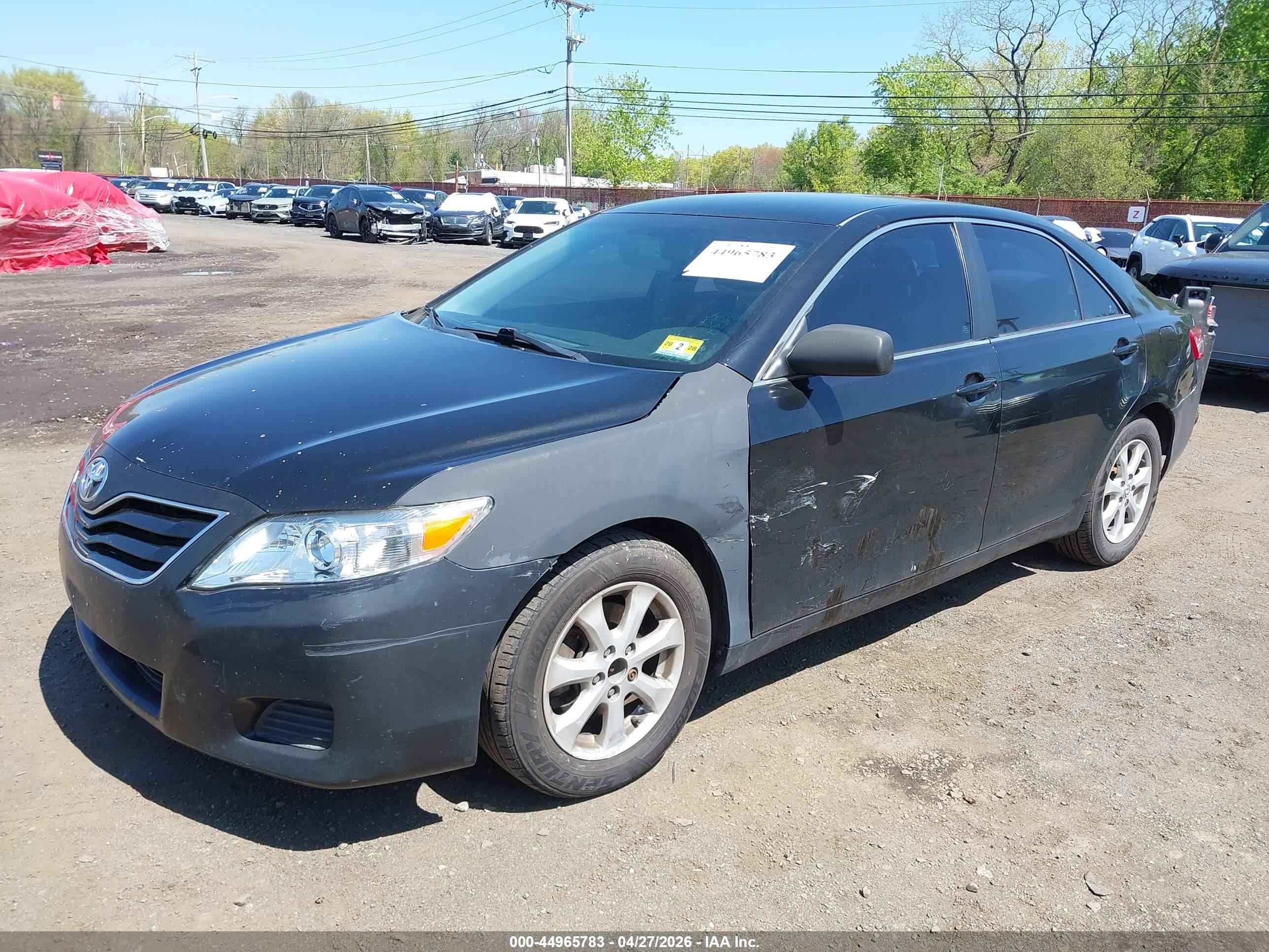 TOYOTA CAMRY image 6