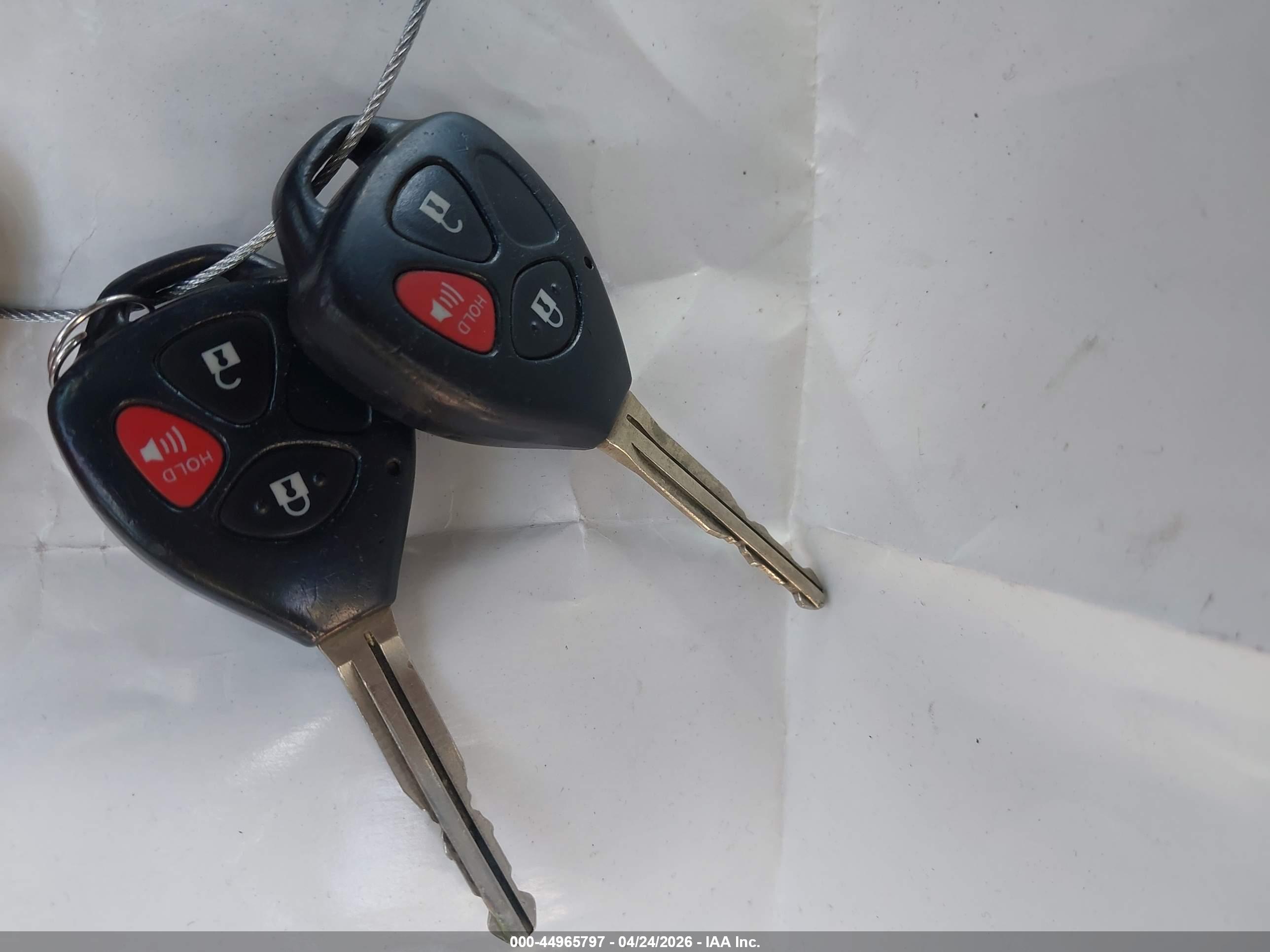 TOYOTA RAV4 image 11