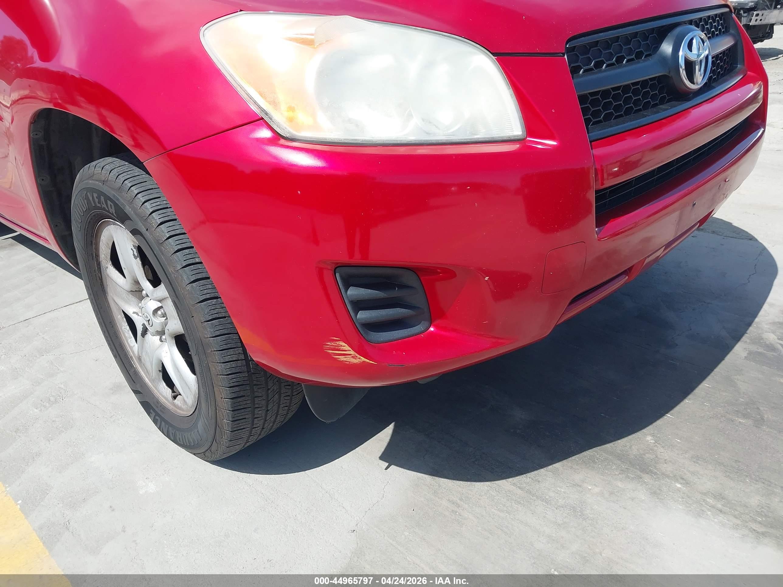 TOYOTA RAV4 image 6