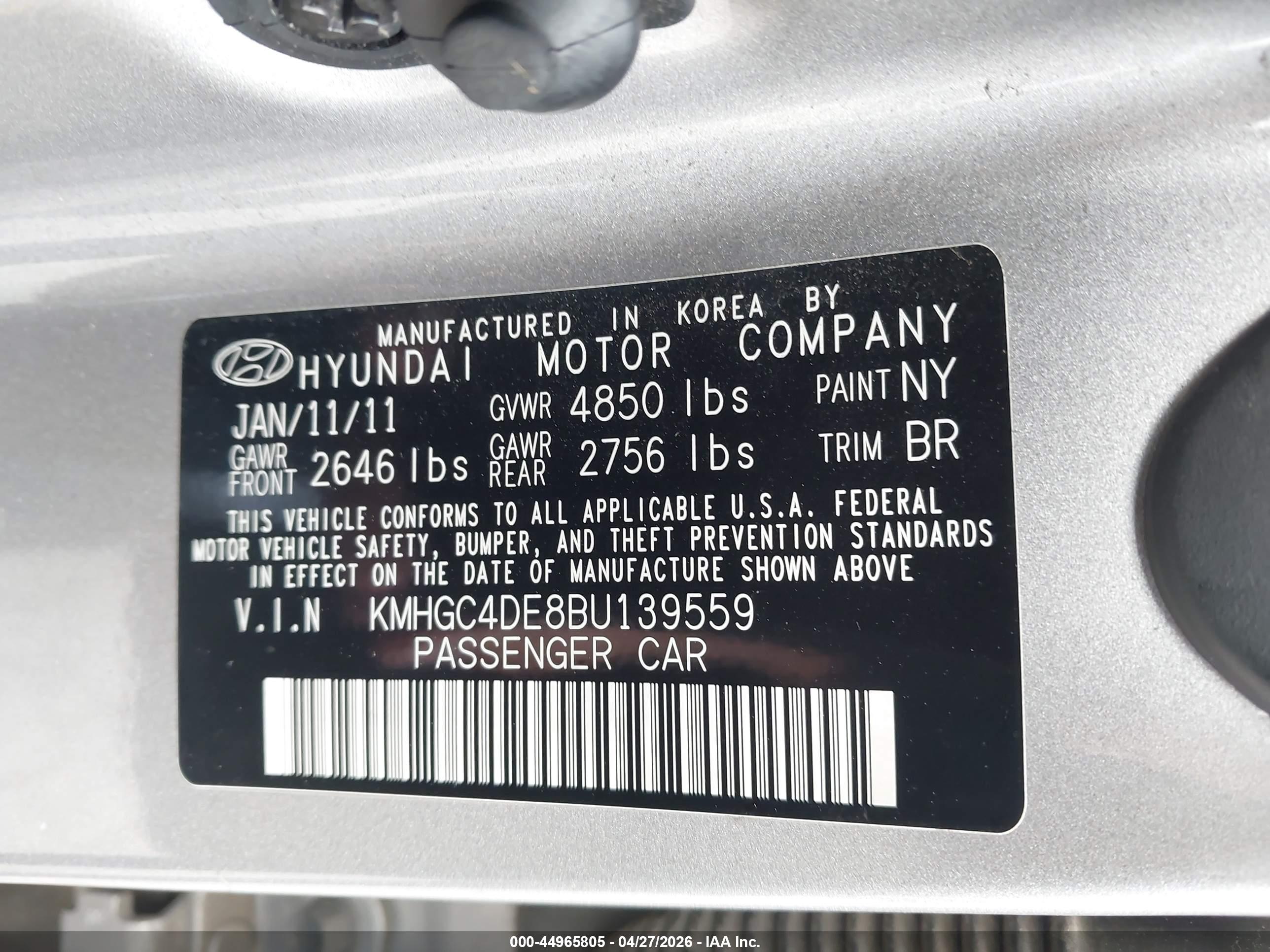 HYUNDAI GENESIS image 9