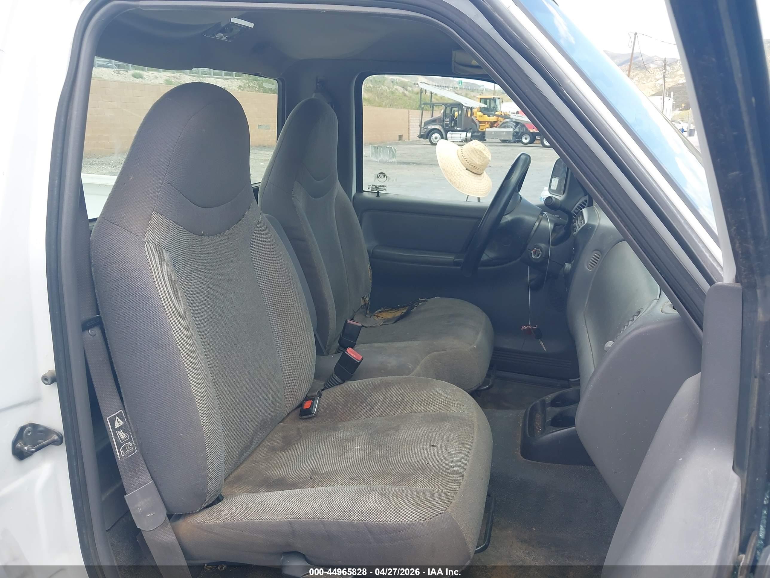 FORD RANGER image 8