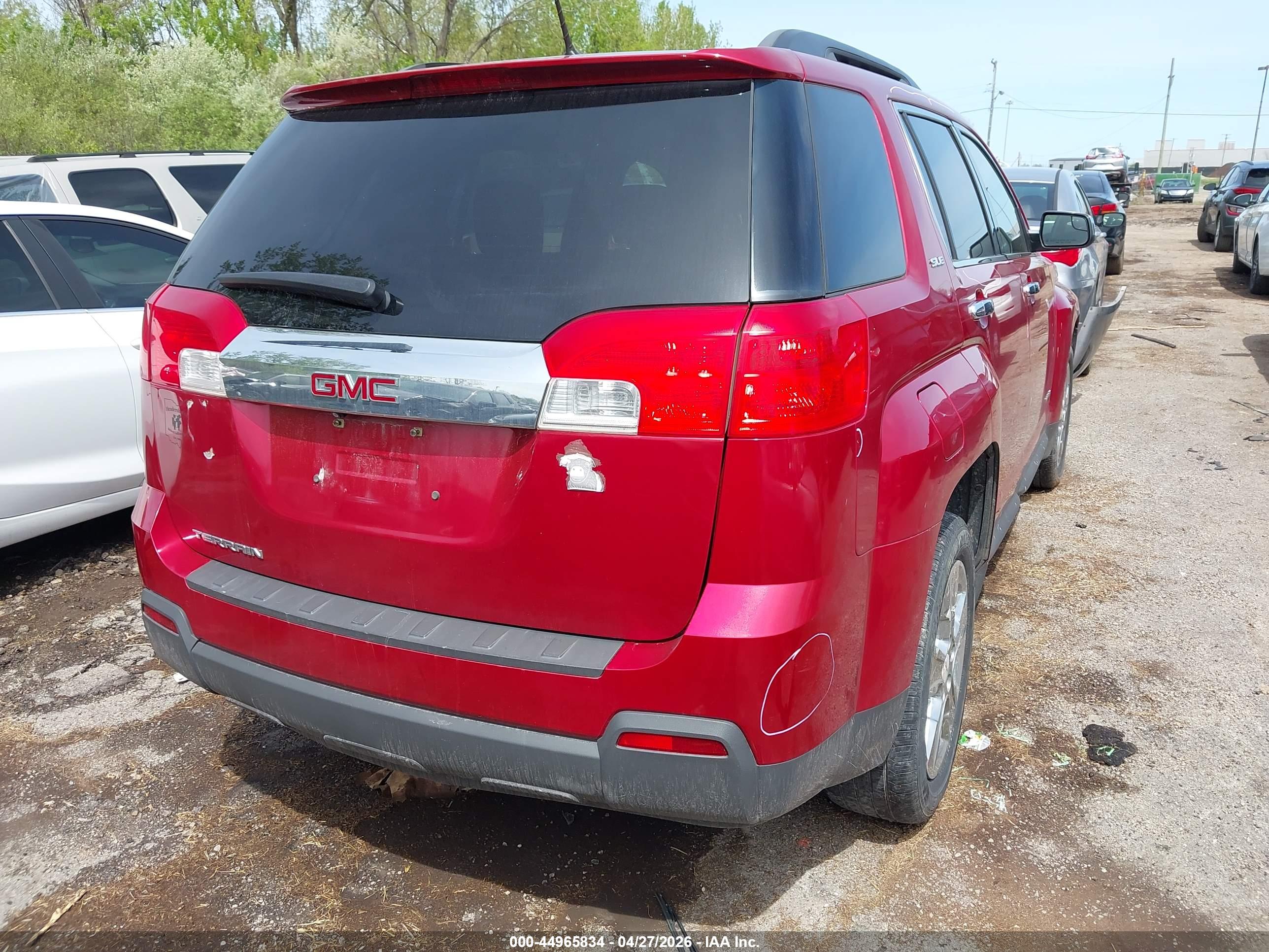 GMC TERRAIN image 4