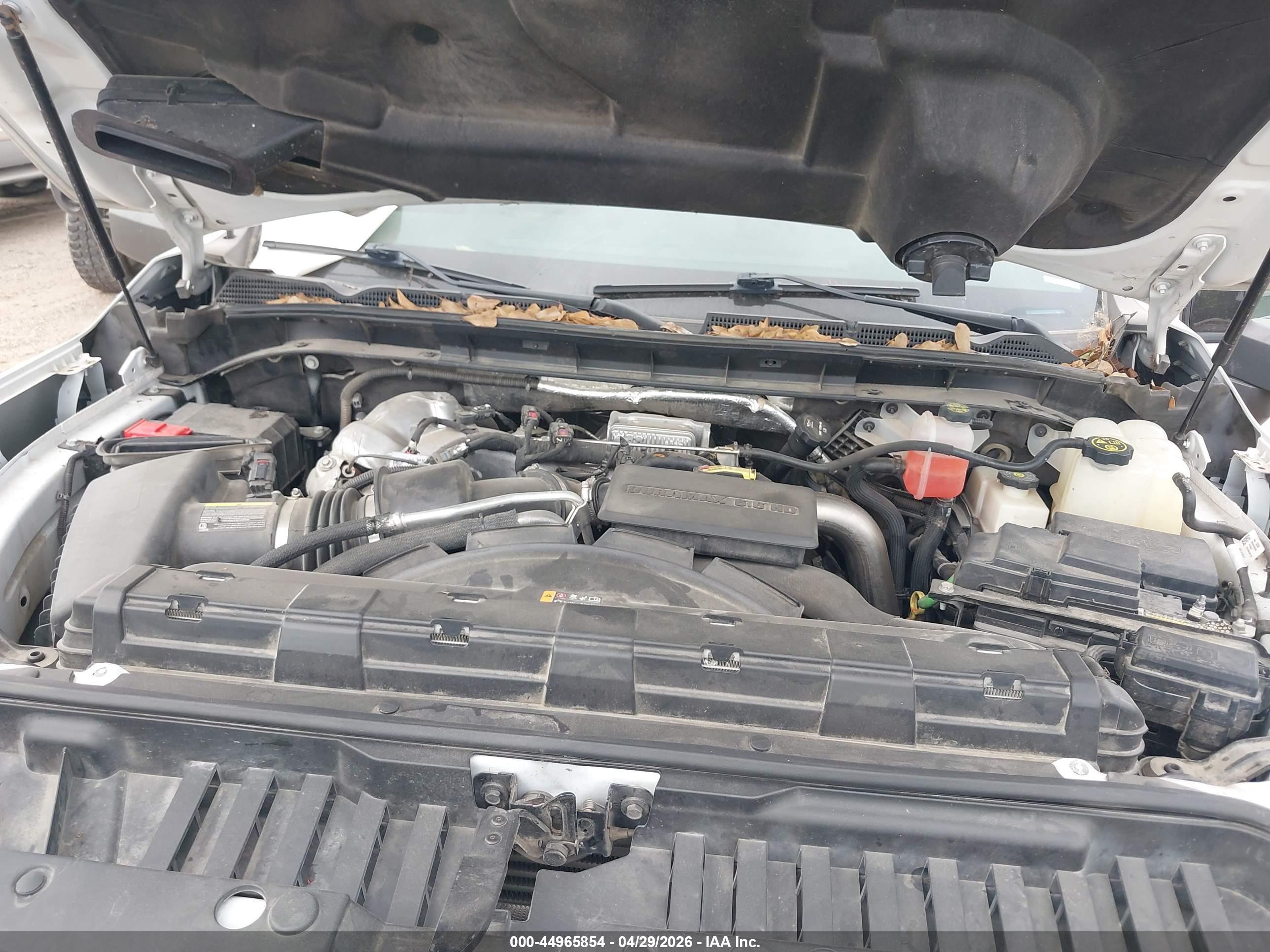 GMC SIERRA image 10