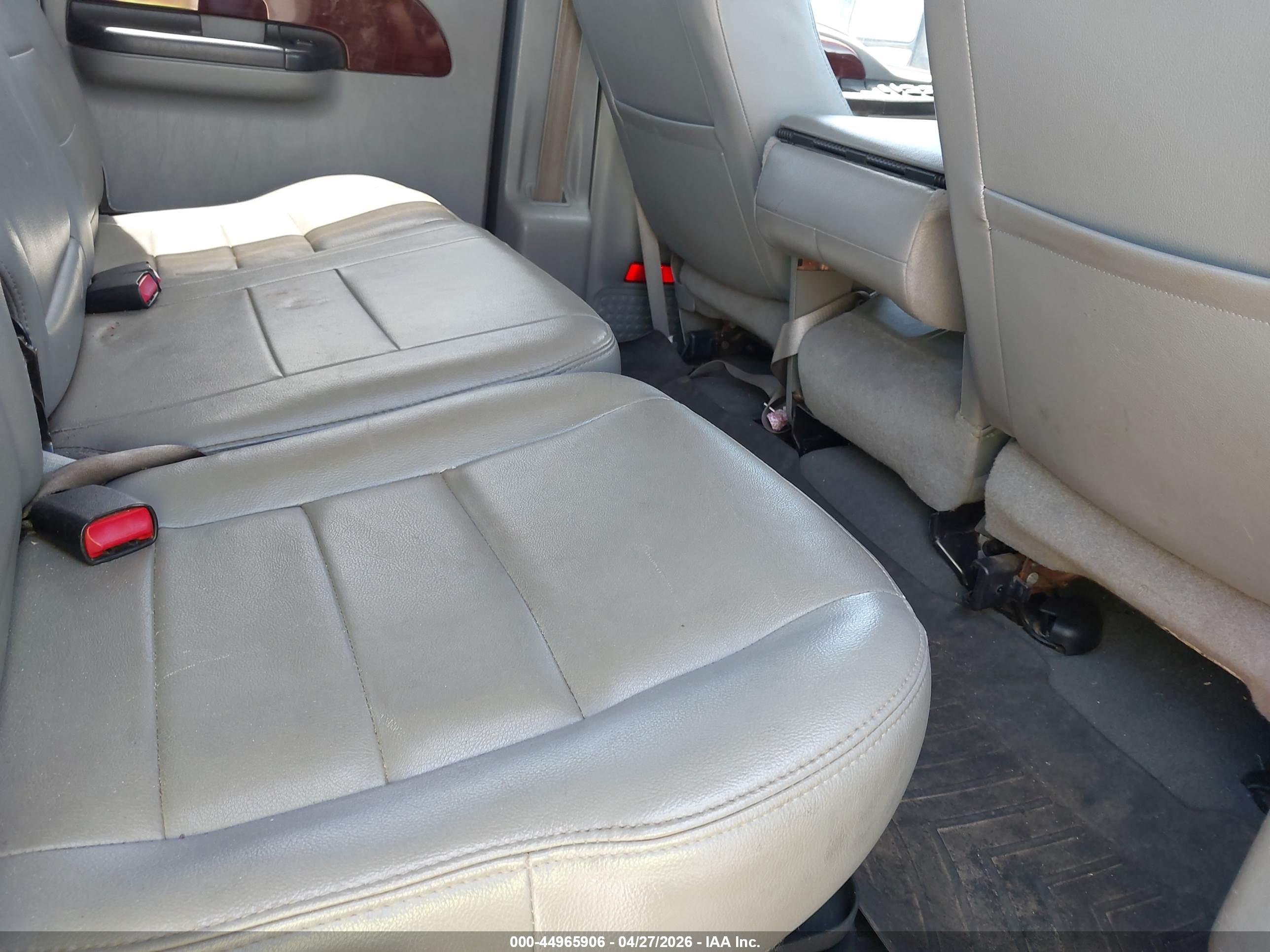 FORD F-250 image 8