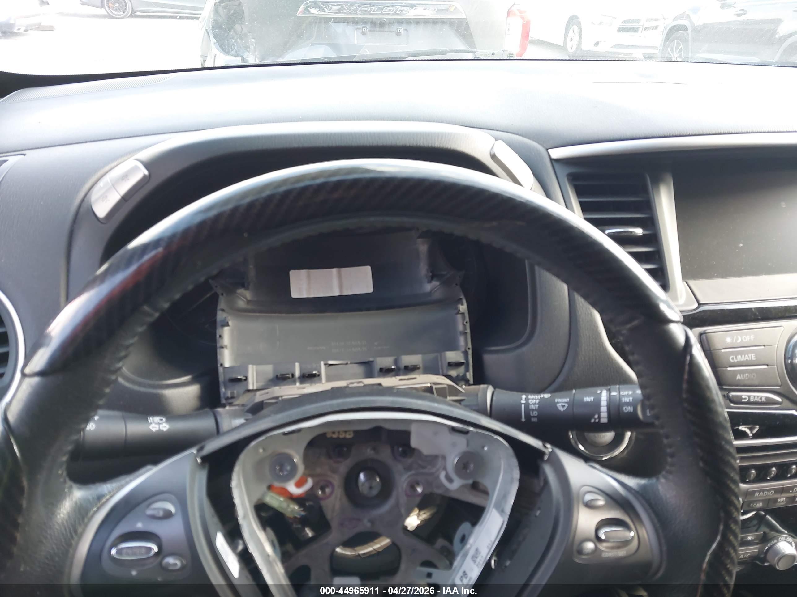 NISSAN PATHFINDER image 7