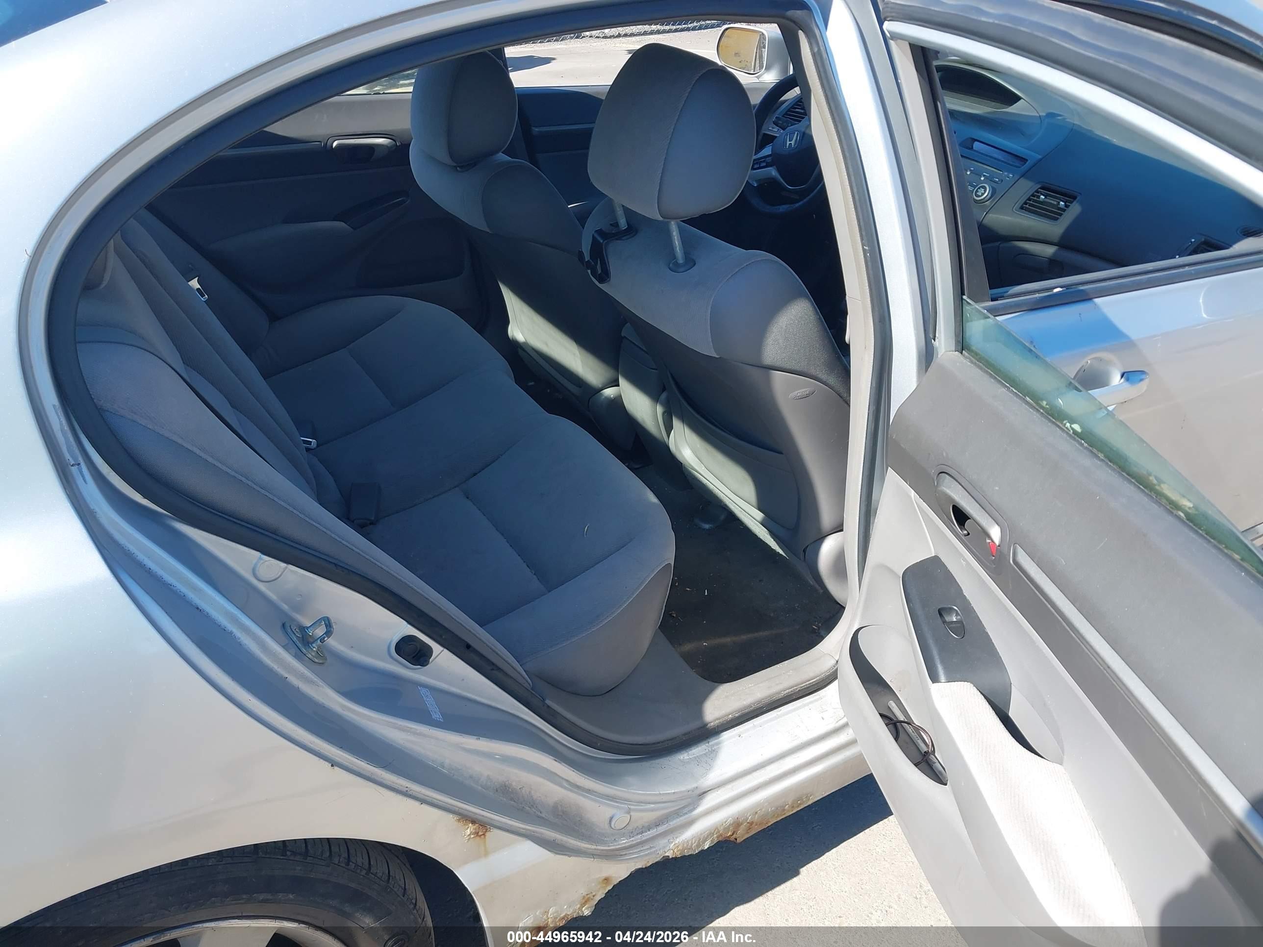 HONDA CIVIC image 8