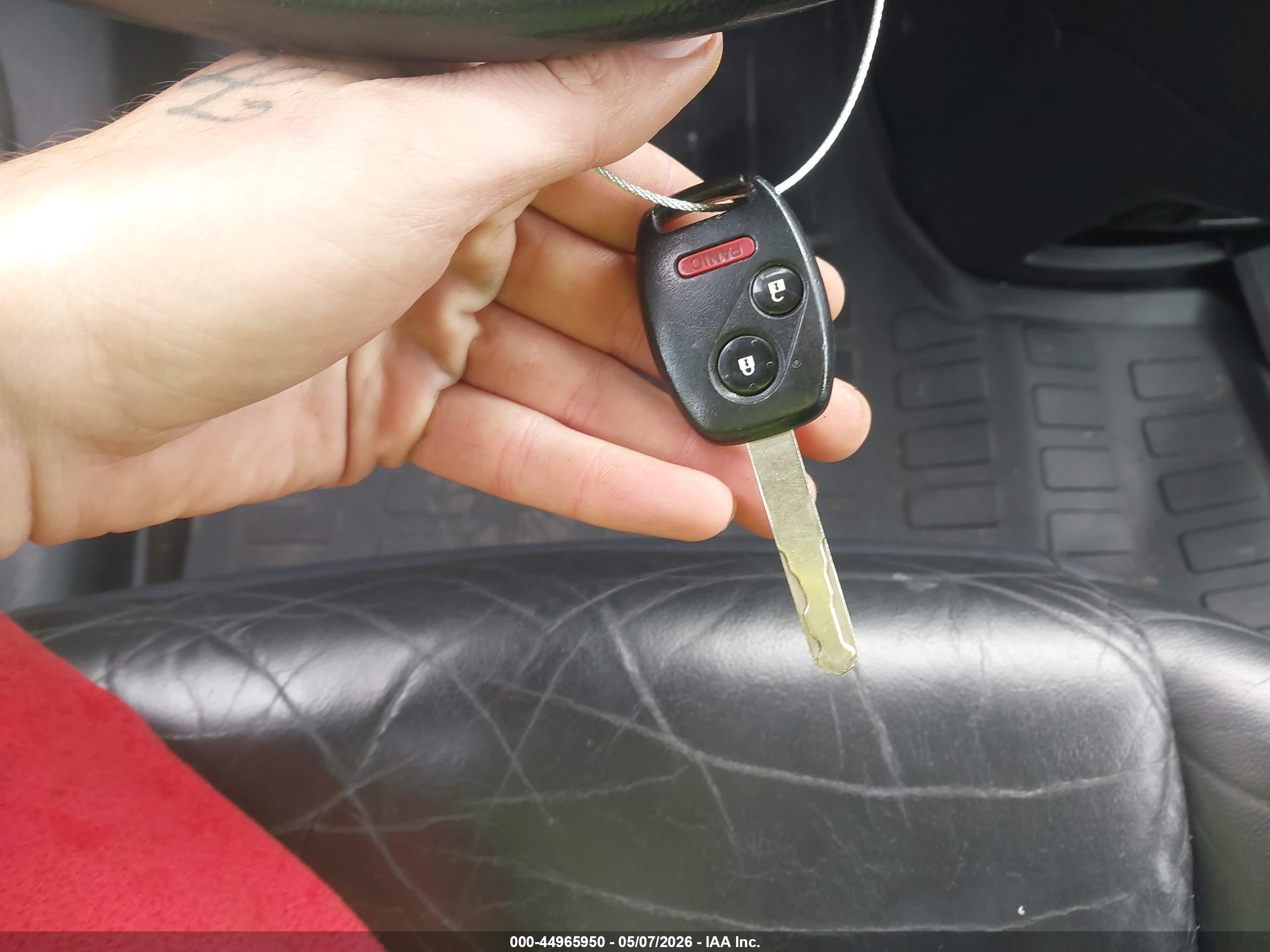HONDA CR-V image 11