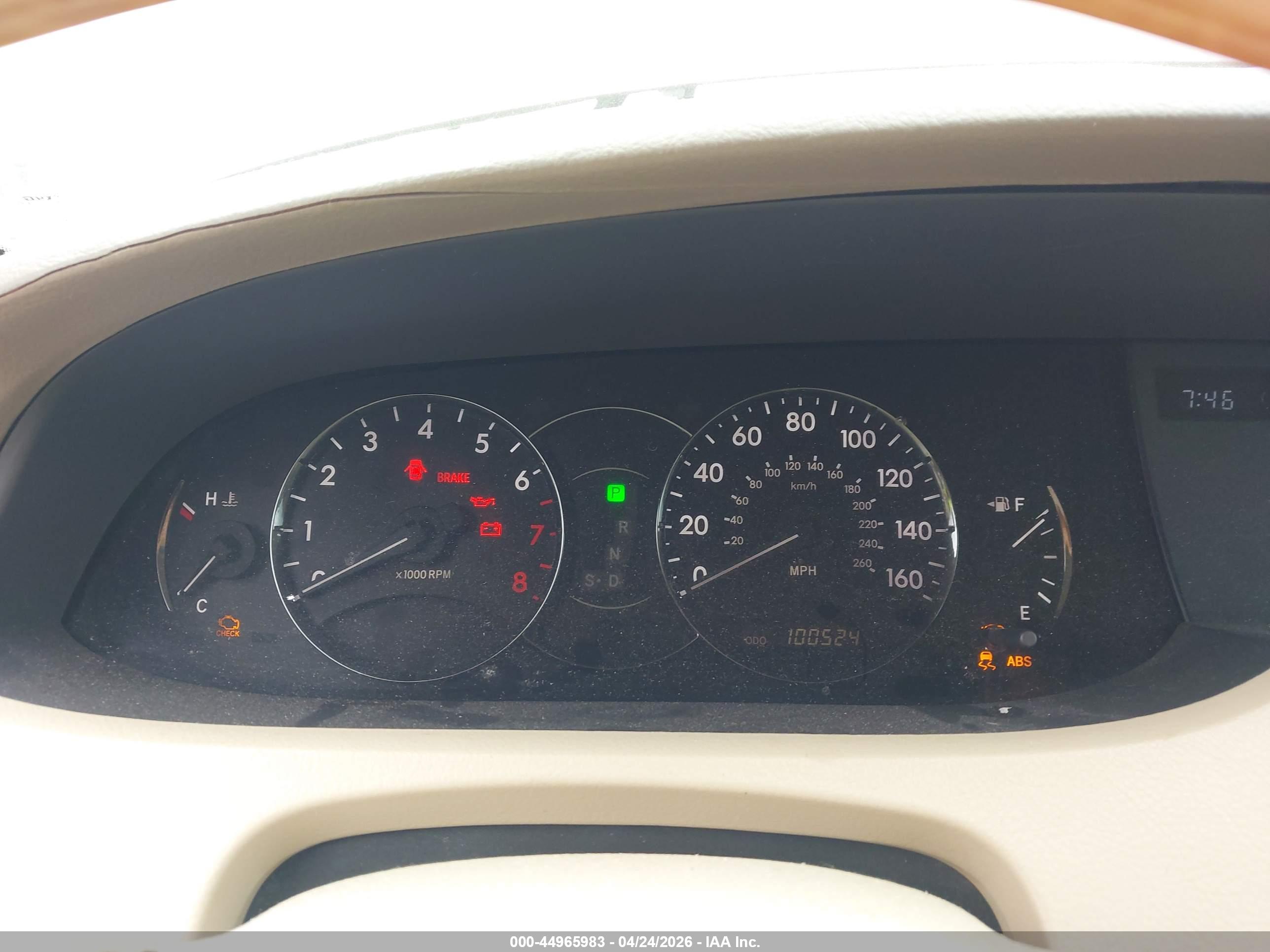 TOYOTA AVALON image 7