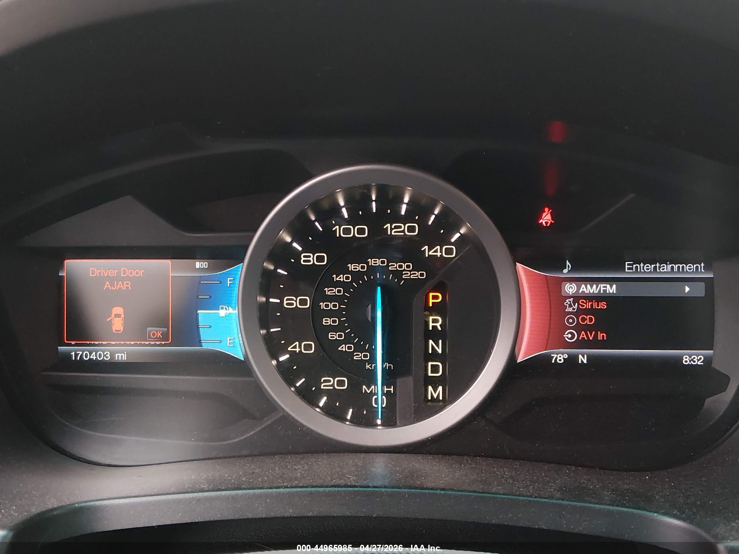 FORD EXPLORER image 7