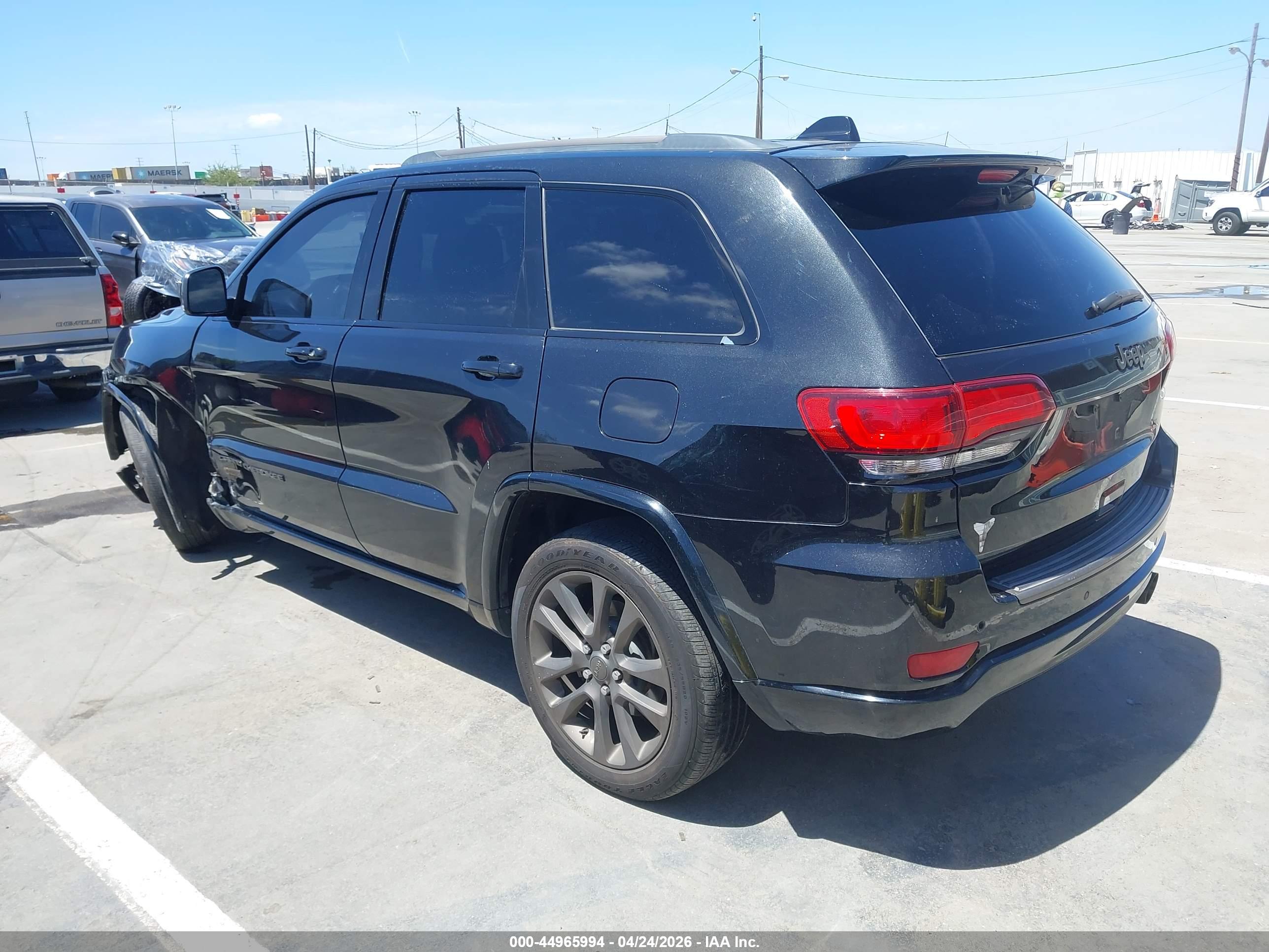 JEEP GRAND image 3