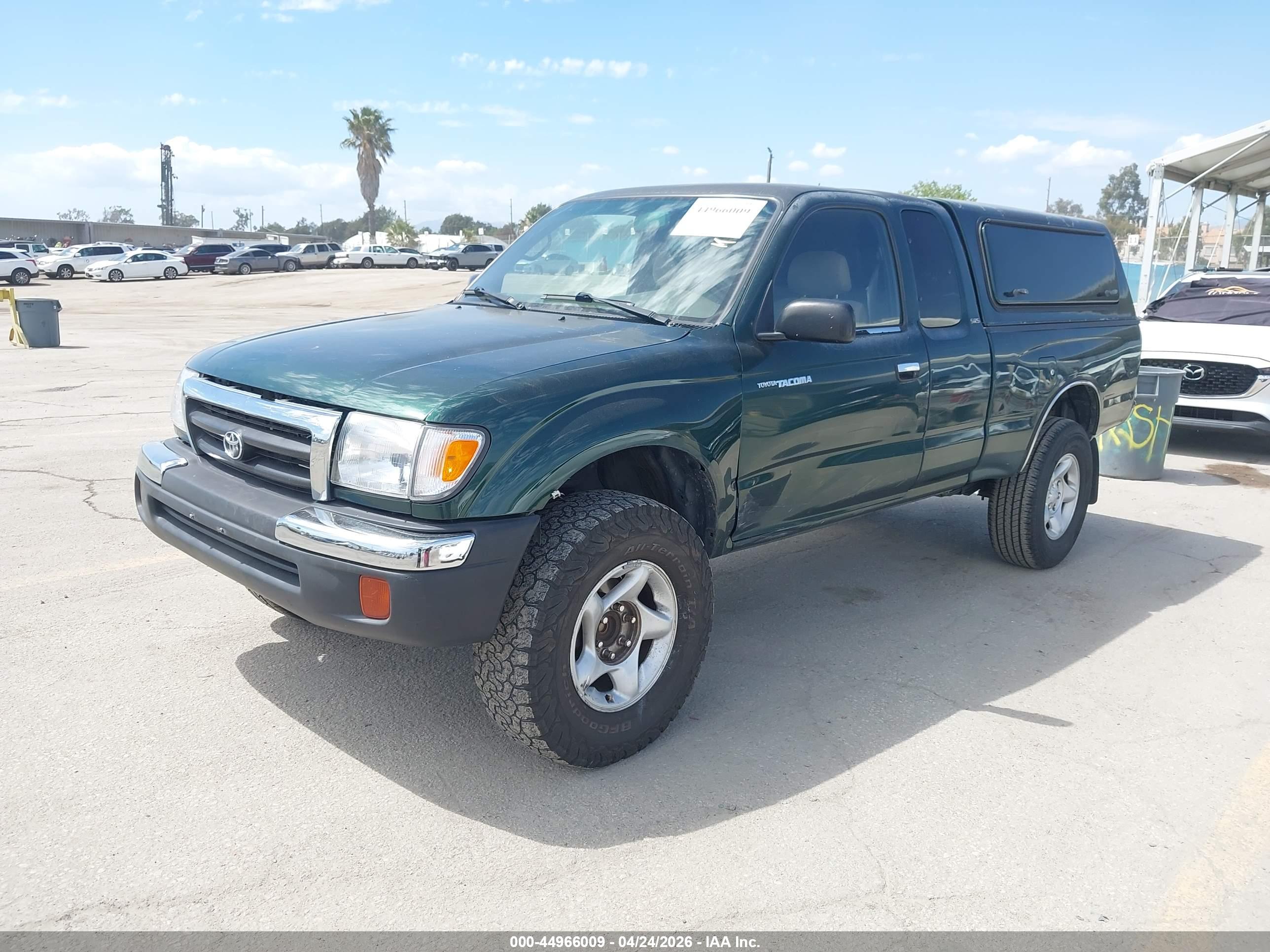 TOYOTA TACOMA image 2