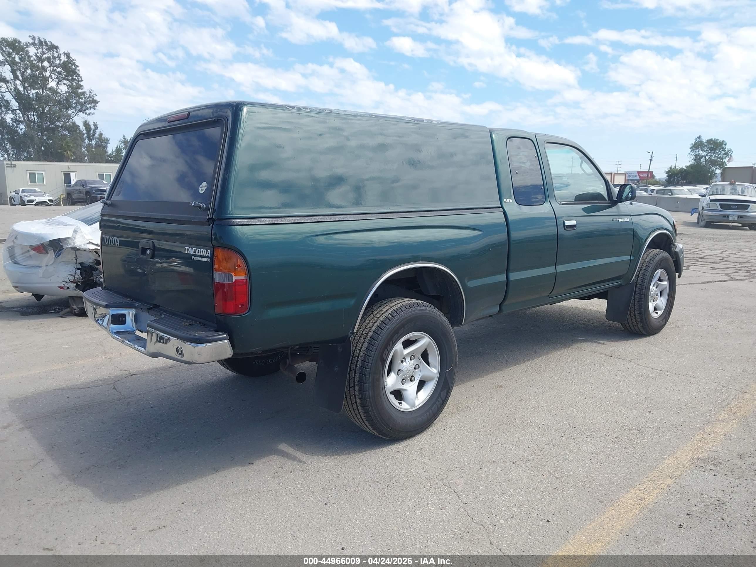 TOYOTA TACOMA image 4