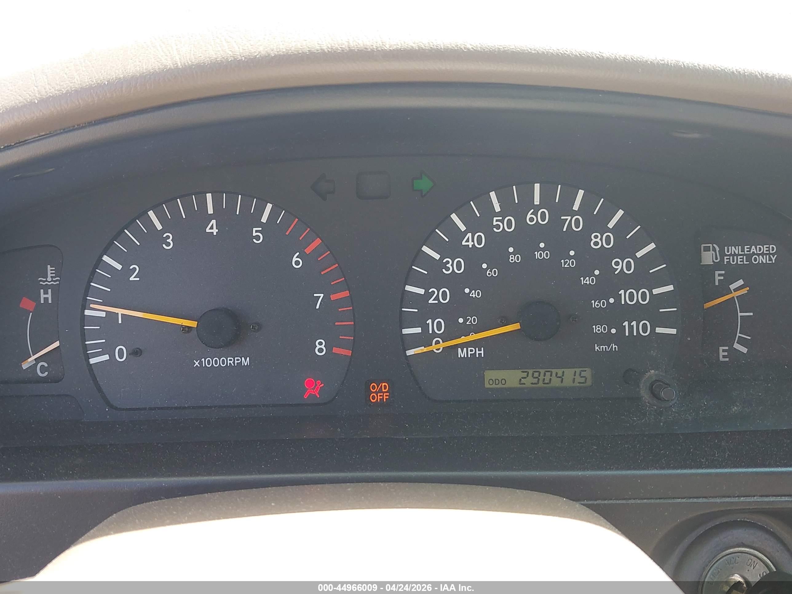 TOYOTA TACOMA image 7